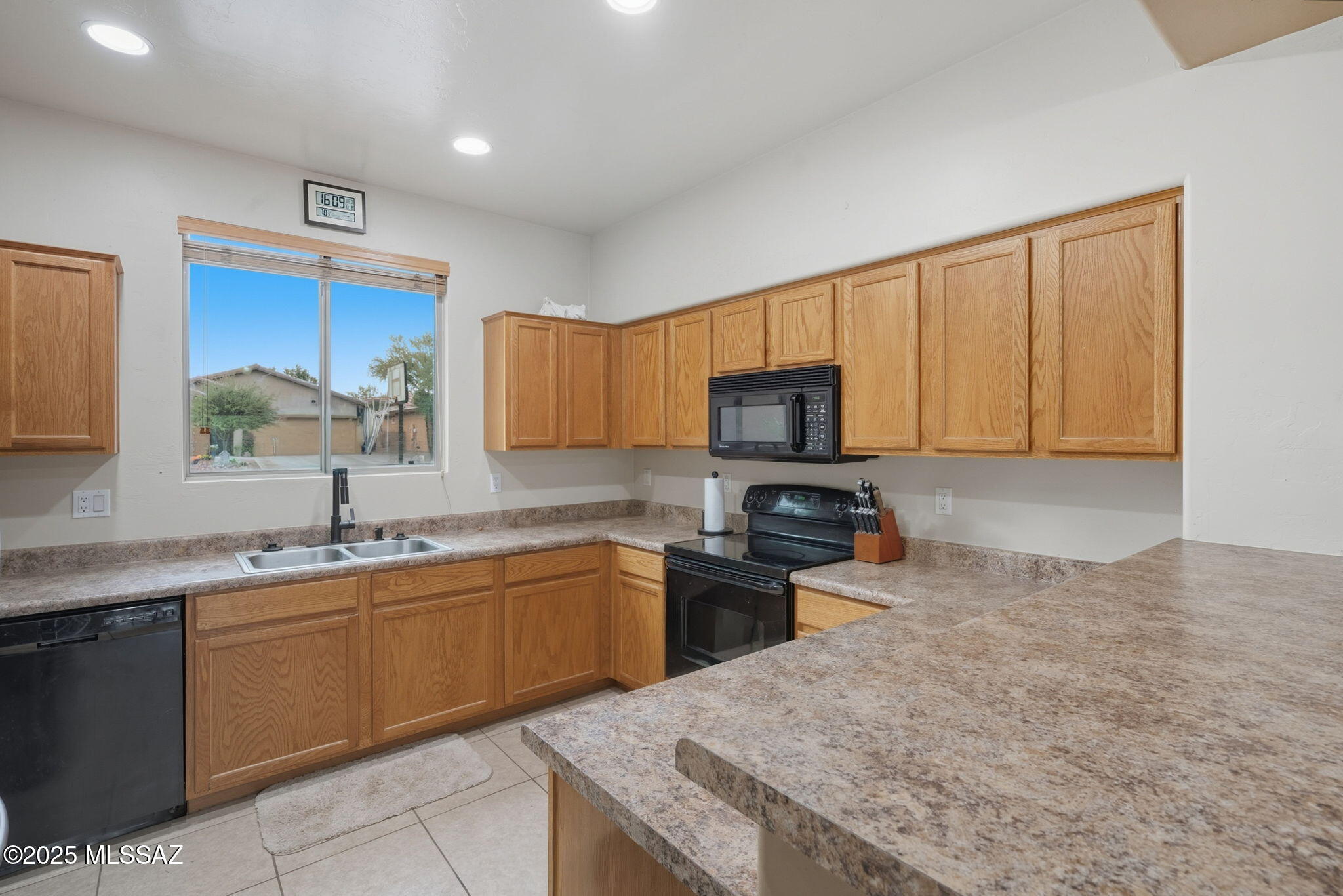 12910 N Fox Hollow Drive