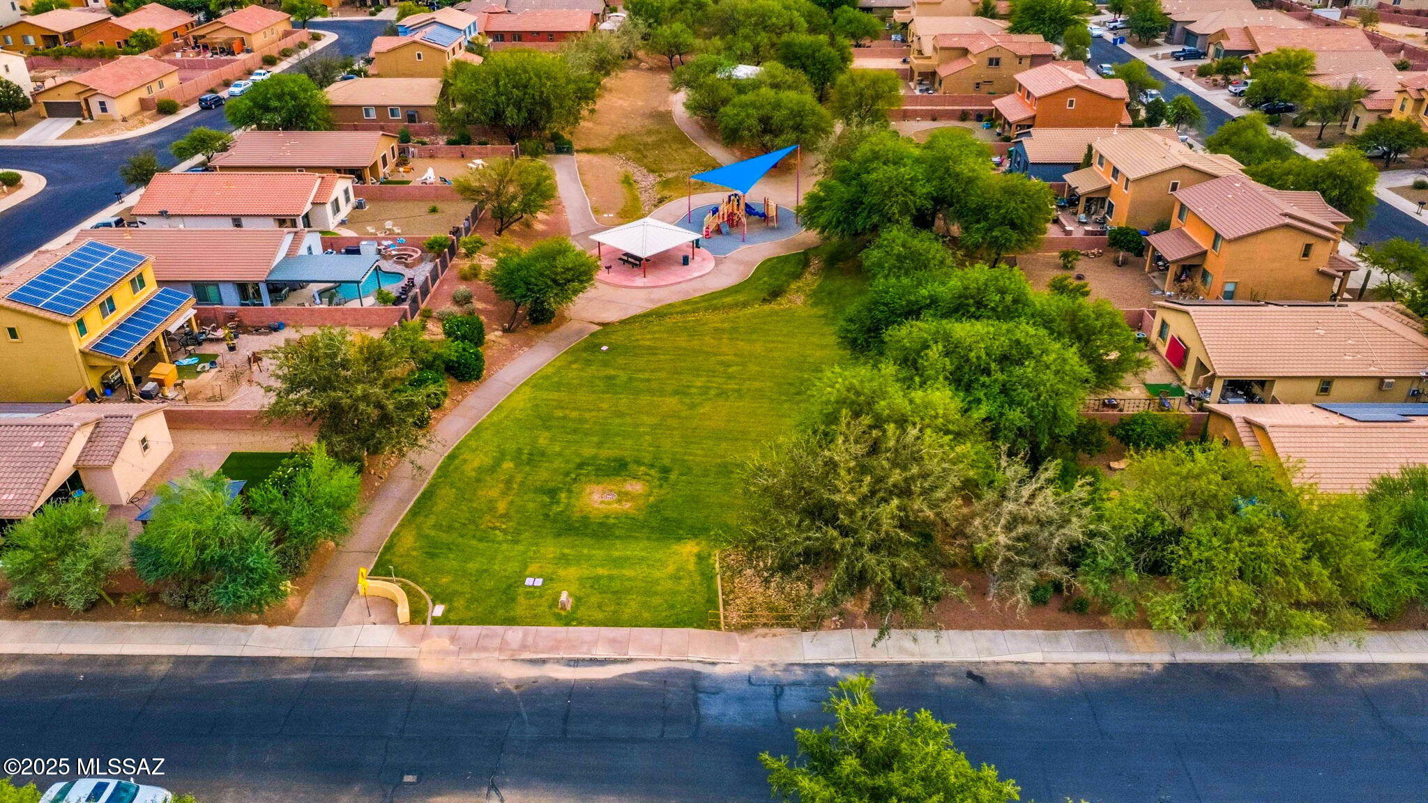 12910 N Fox Hollow Drive