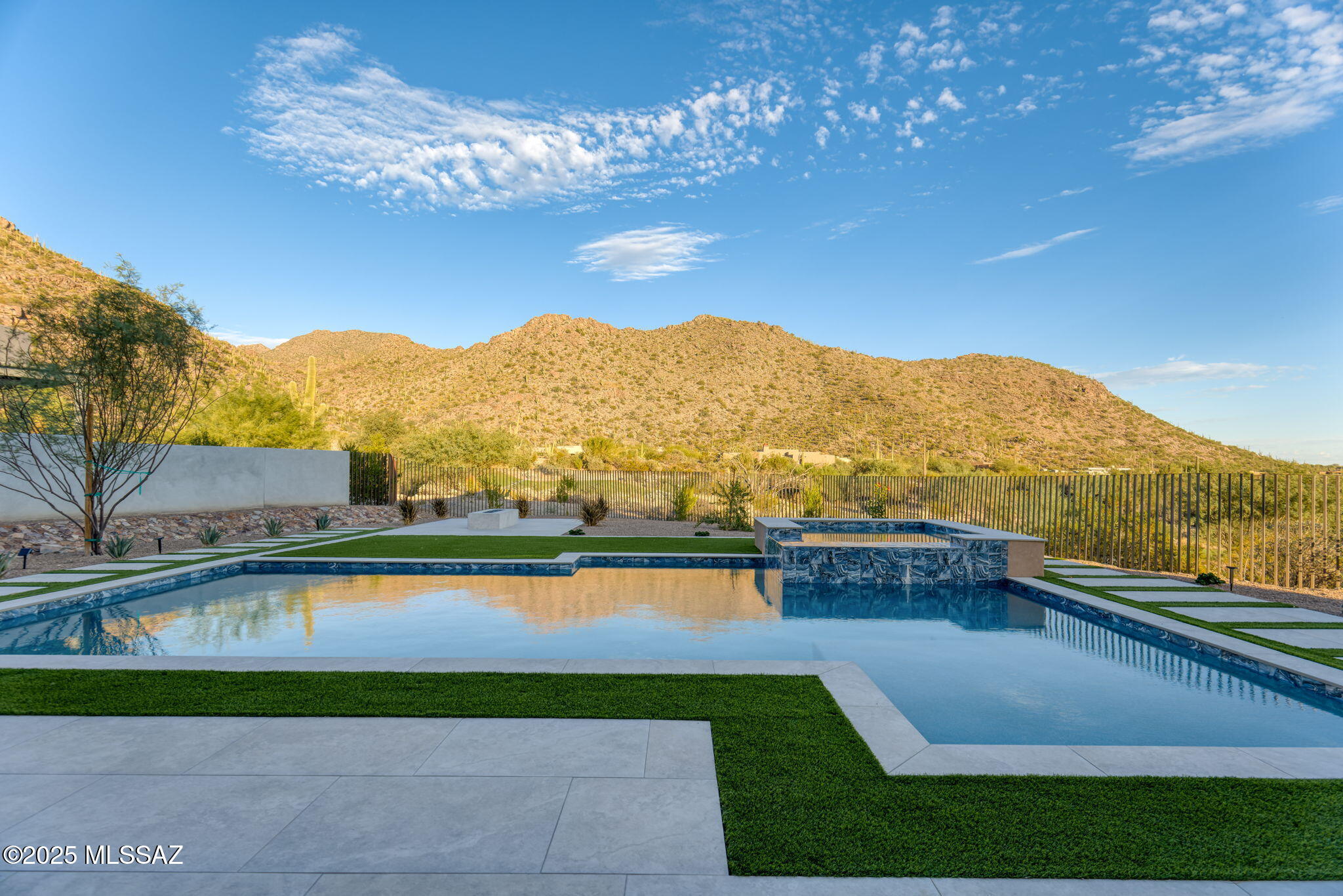 5835 W Sunset Gallery Place