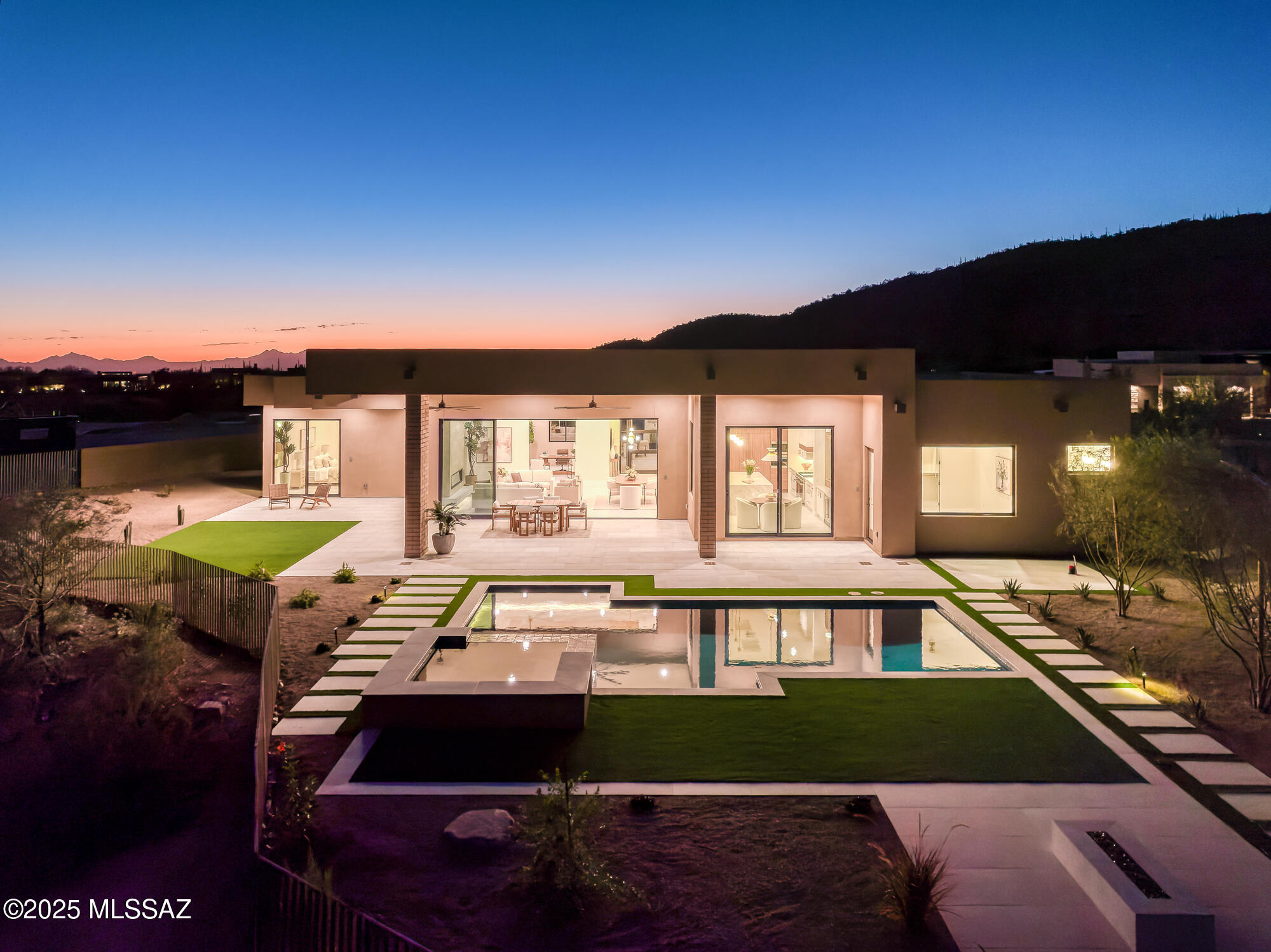 5835 W Sunset Gallery Place