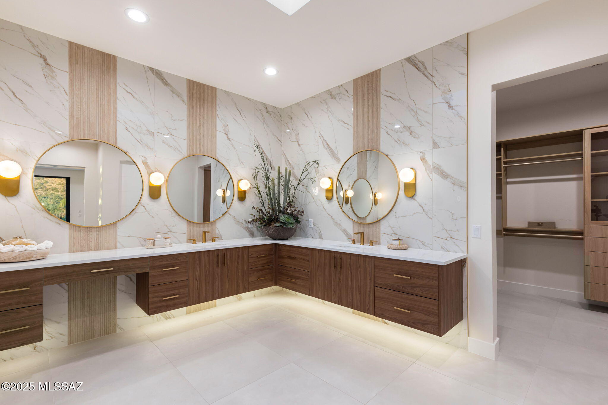 5835 W Sunset Gallery Place