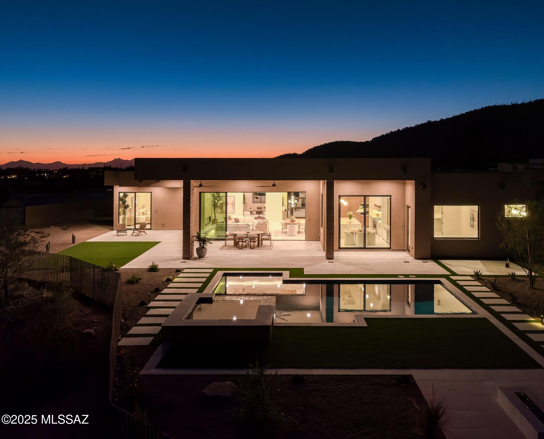 5835 W Sunset Gallery Place