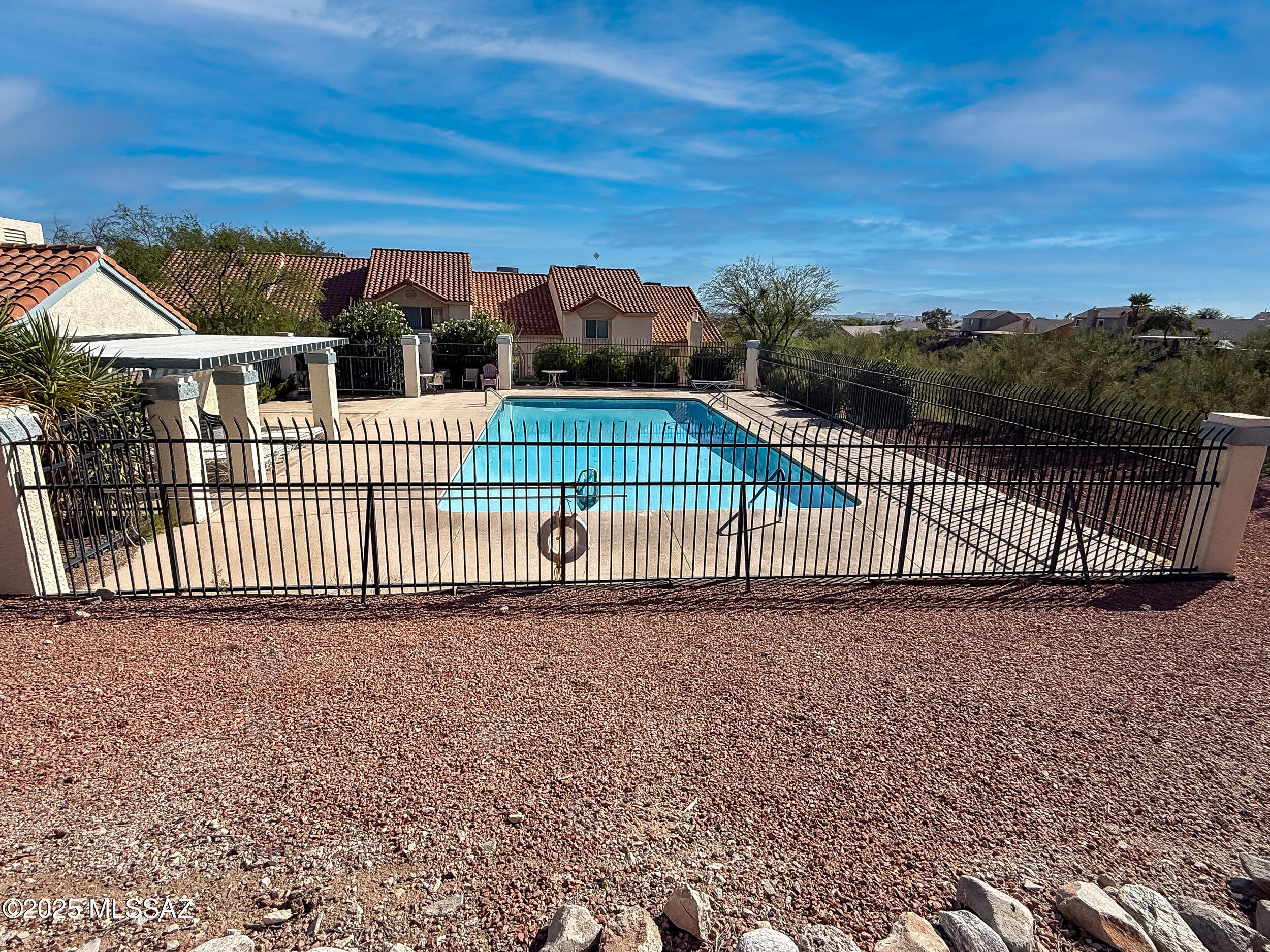 2754 W Avenida Azahar