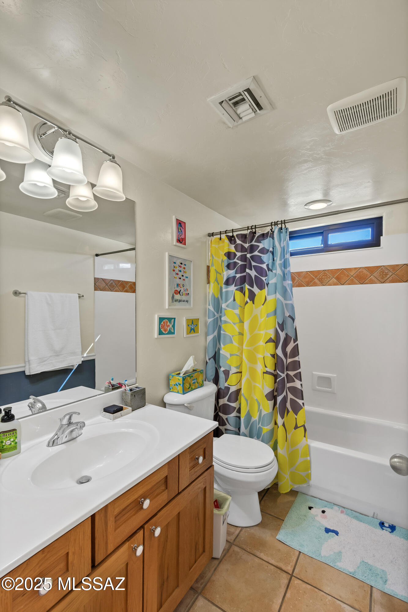 3162 N Placita Agua Caliente