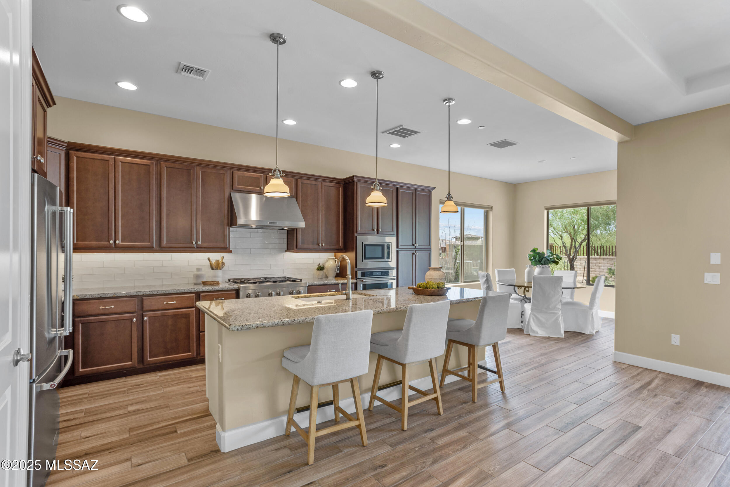 14045 N CROOKED CREEK Drive