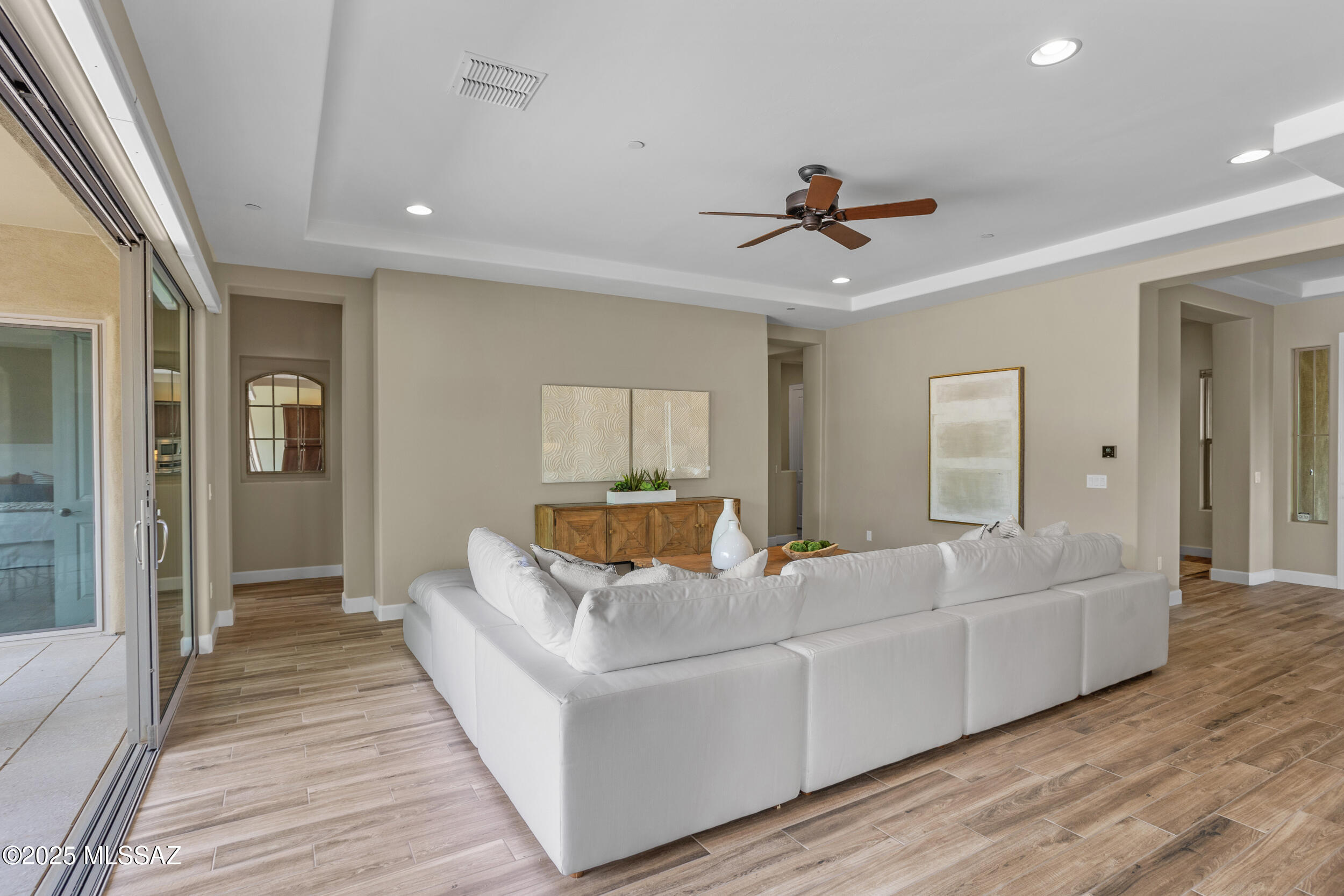 14045 N CROOKED CREEK Drive