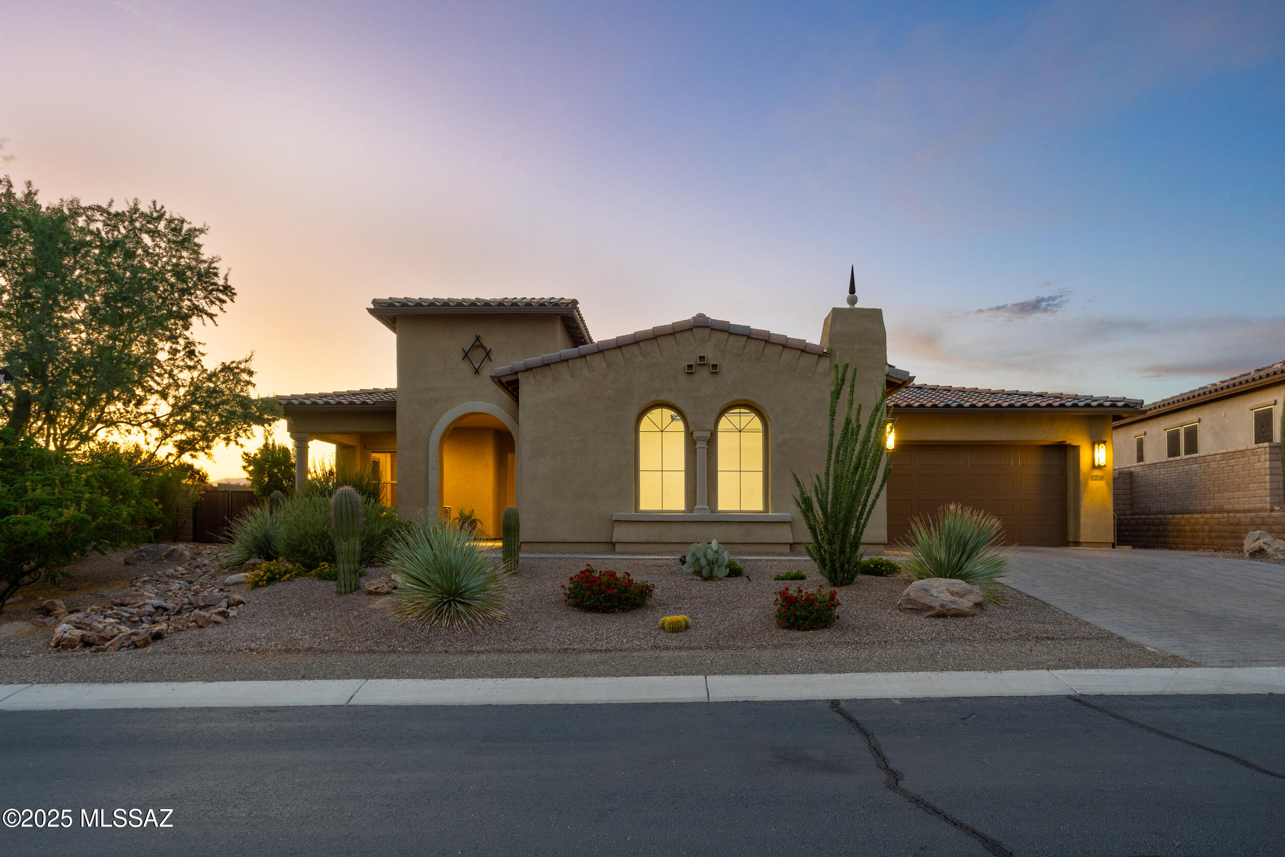 14045 N CROOKED CREEK Drive