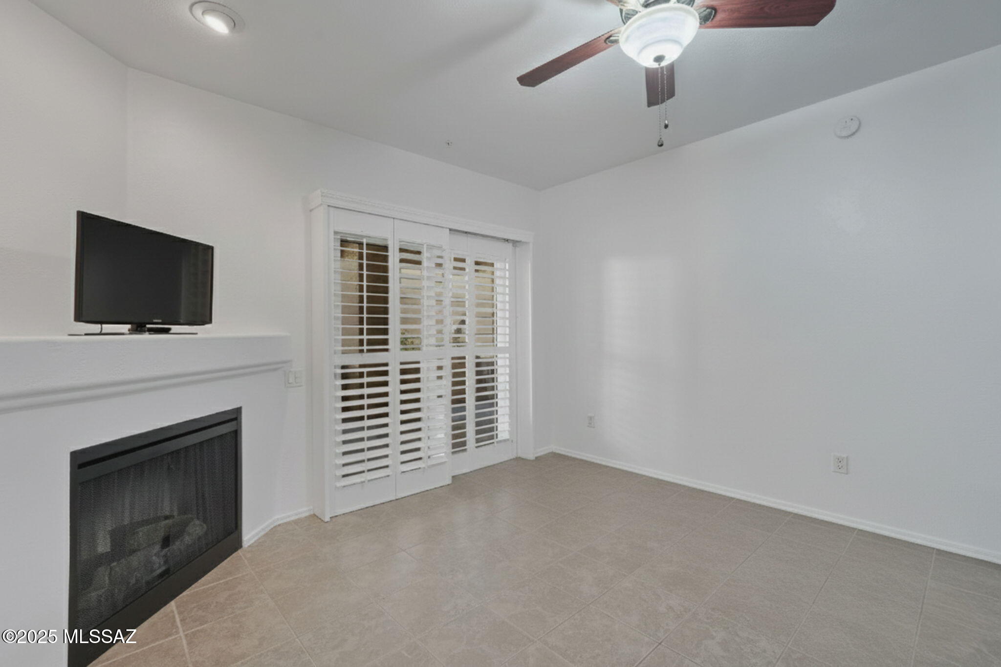 2550 E River Road 3101