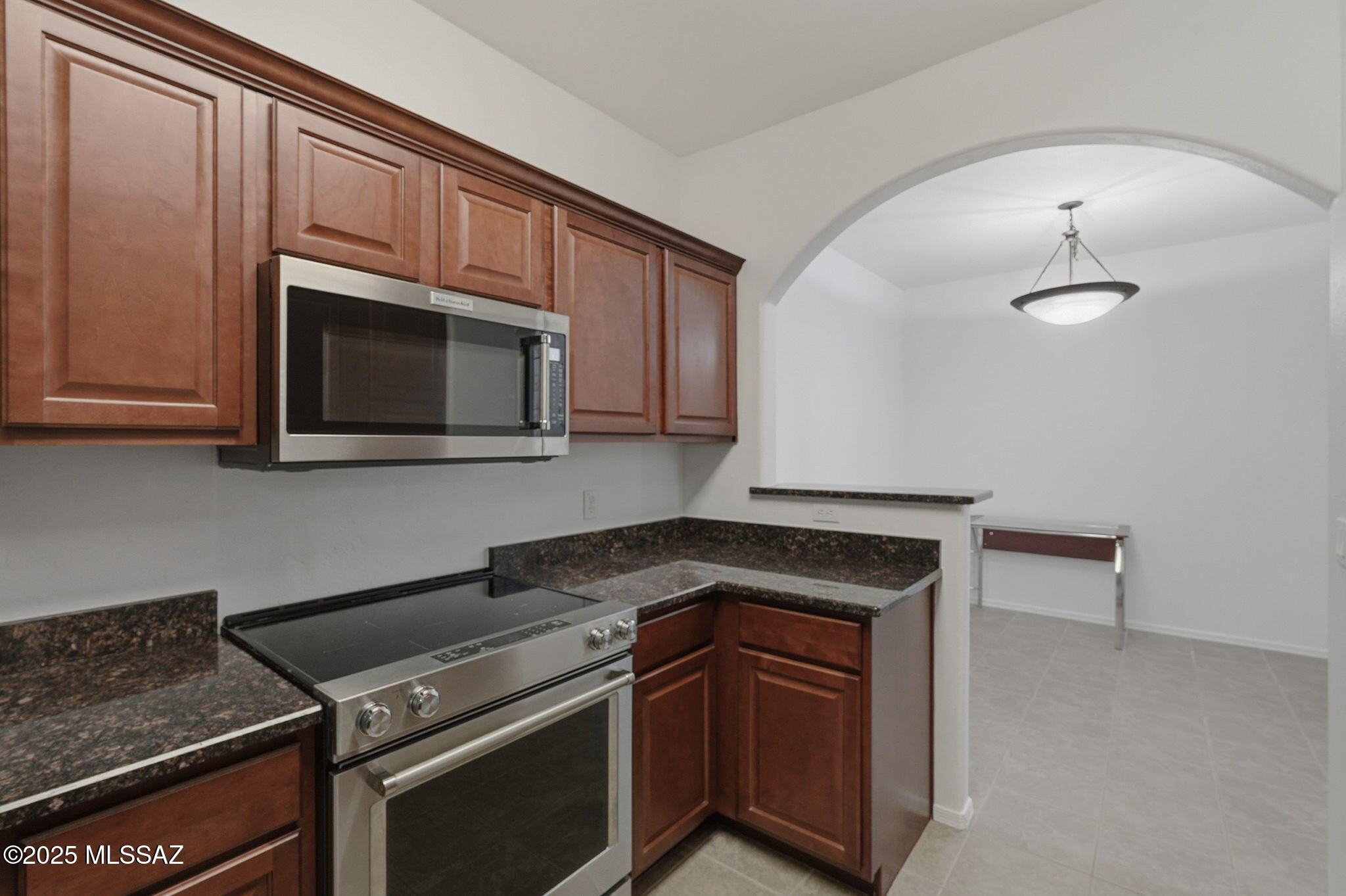 2550 E River Road 3101