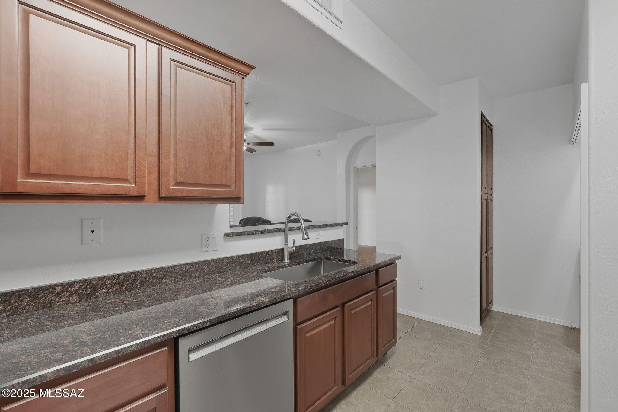 2550 E River Road 3101