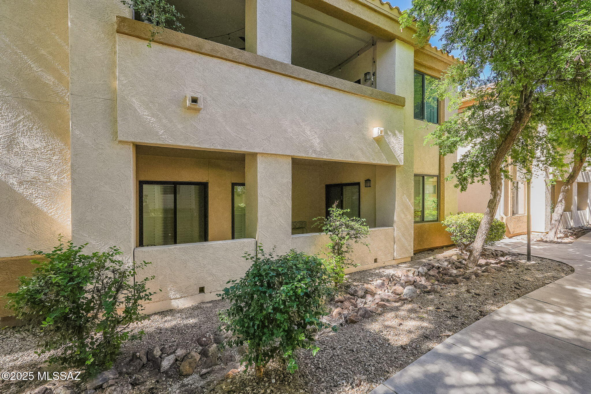2550 E River Road 3101