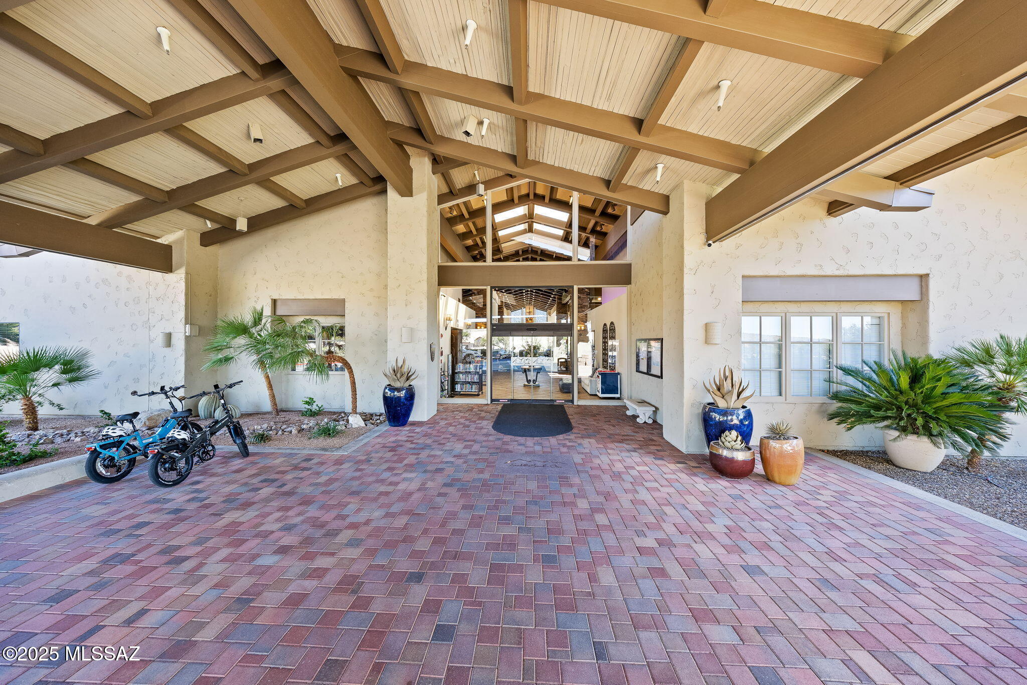 64498 E Squash Blossom Lane