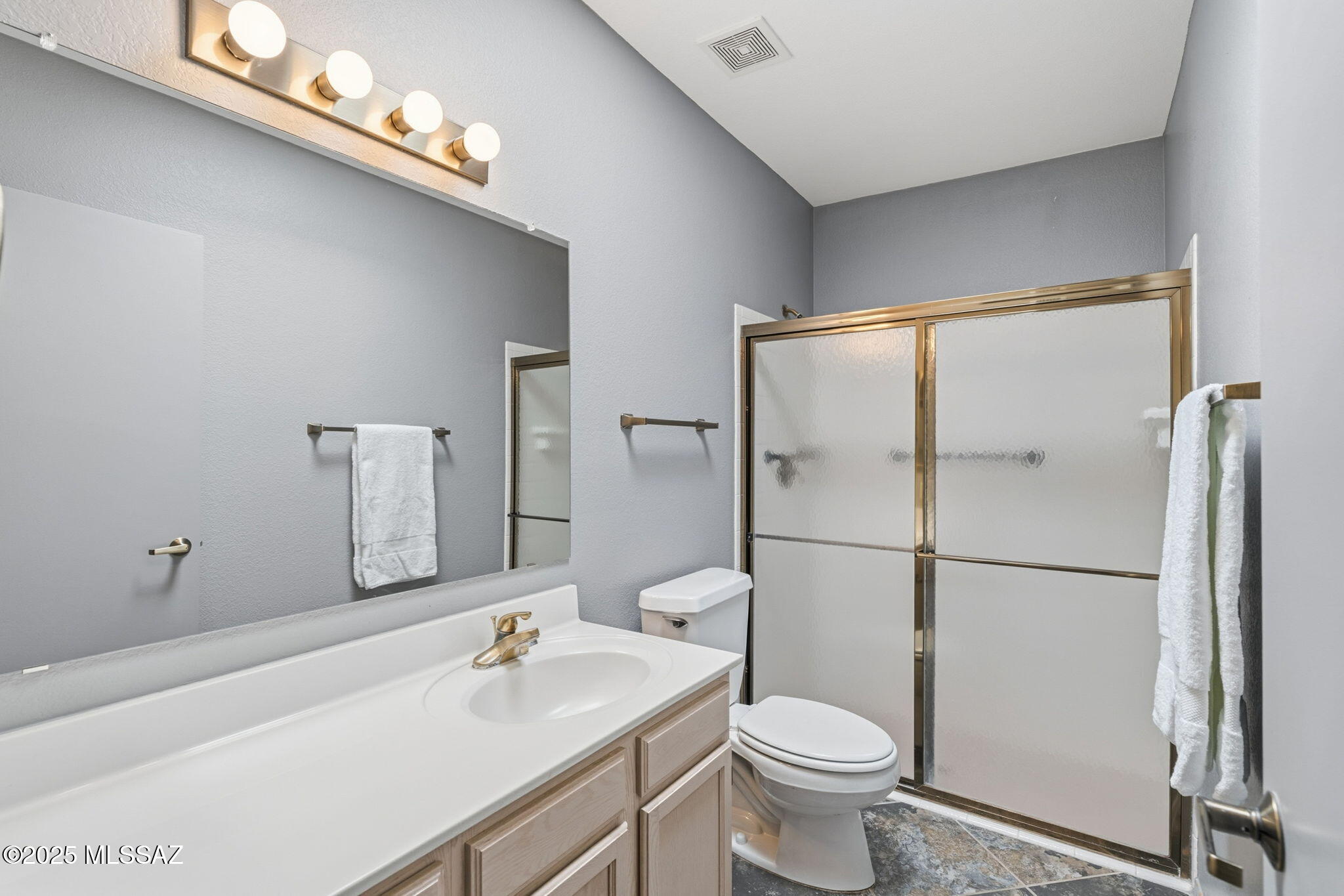 934 W Via Del Pardillo