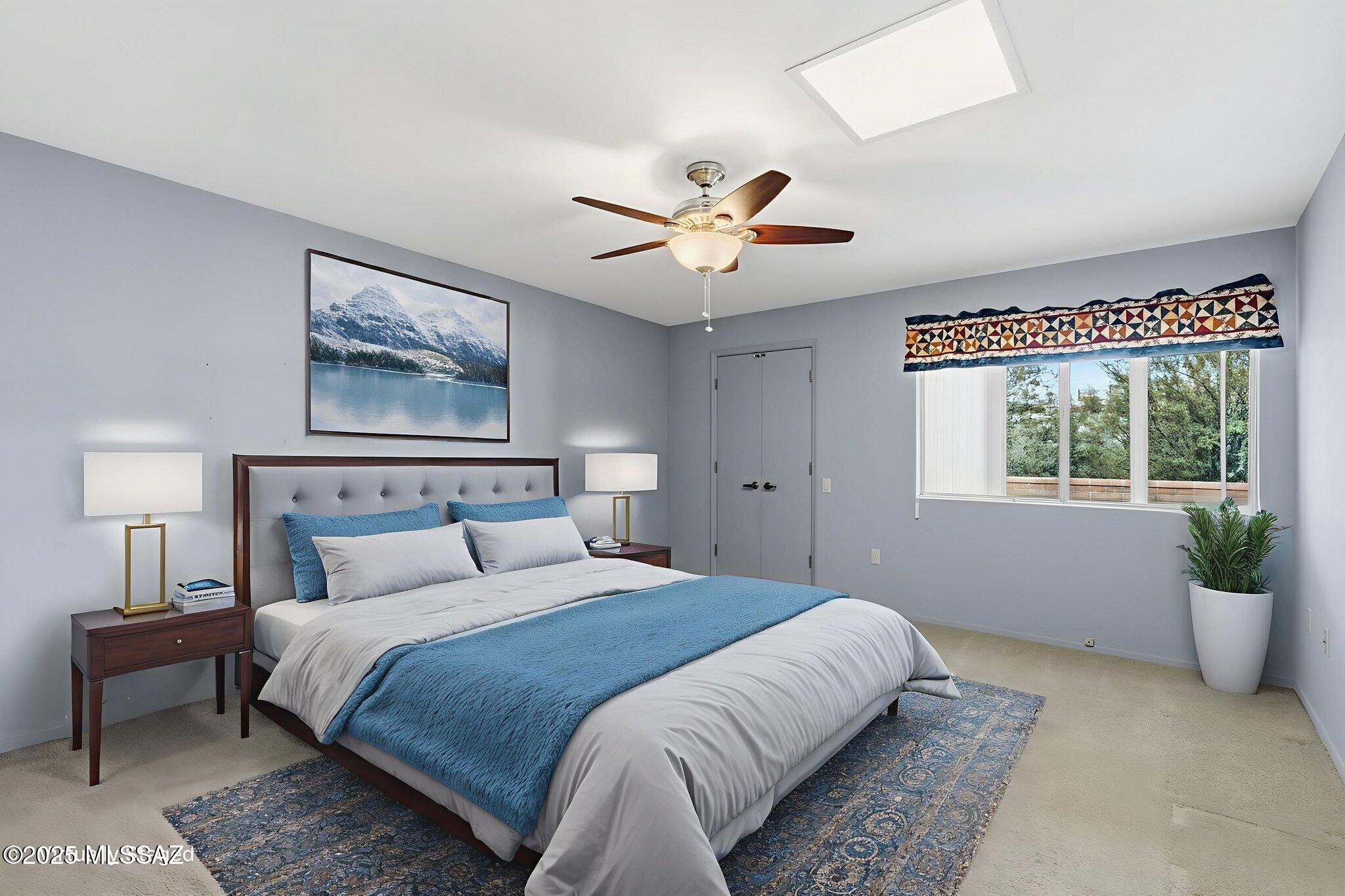 934 W Via Del Pardillo