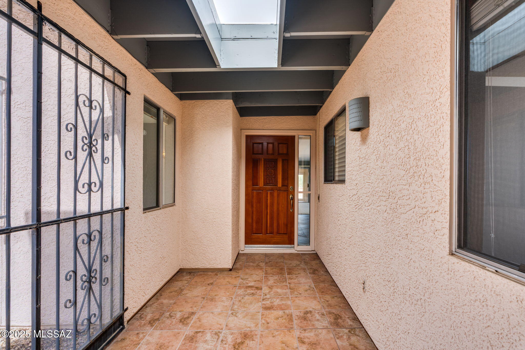 934 W Via Del Pardillo