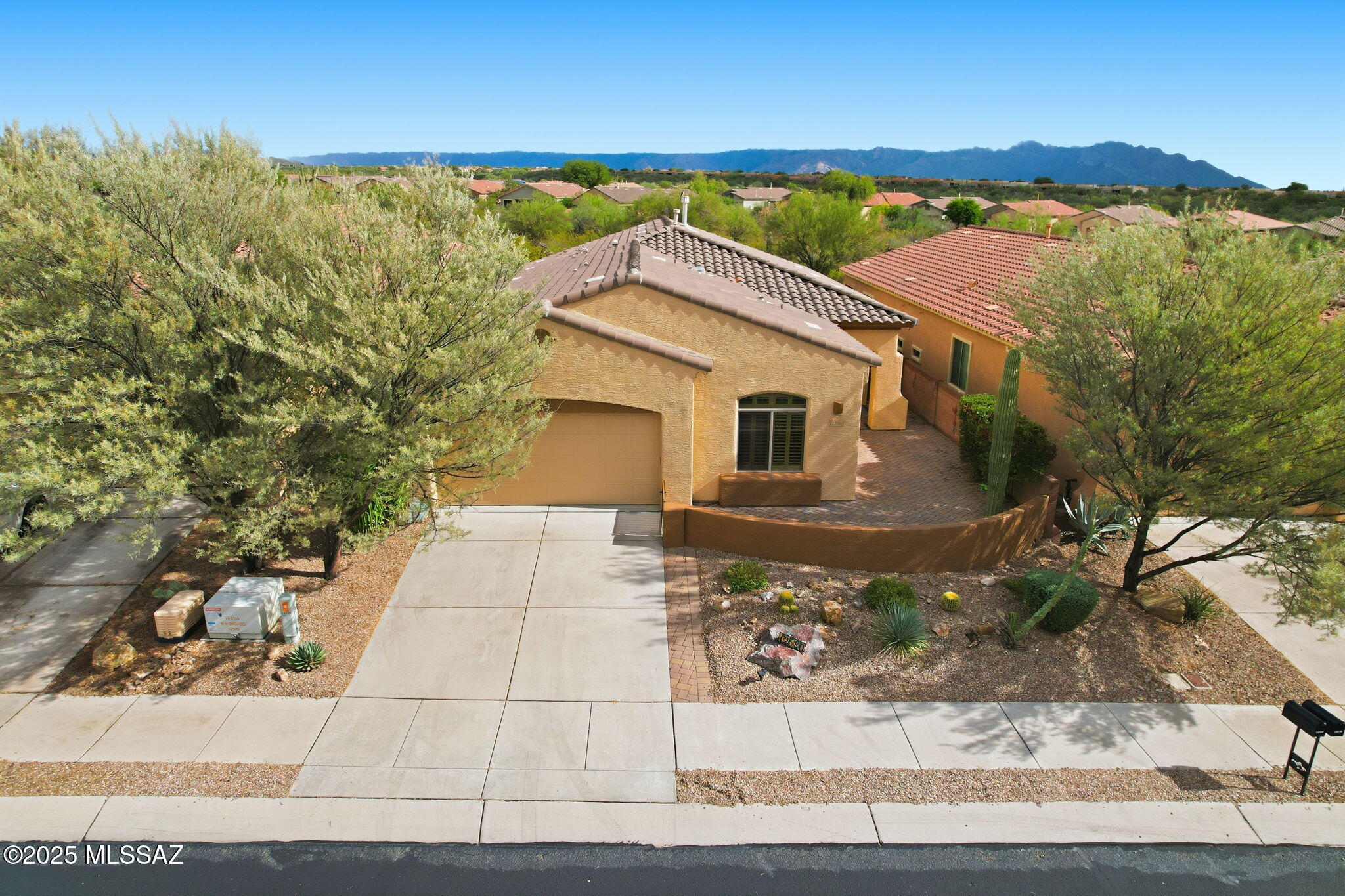 12580 N New Reflection Drive
