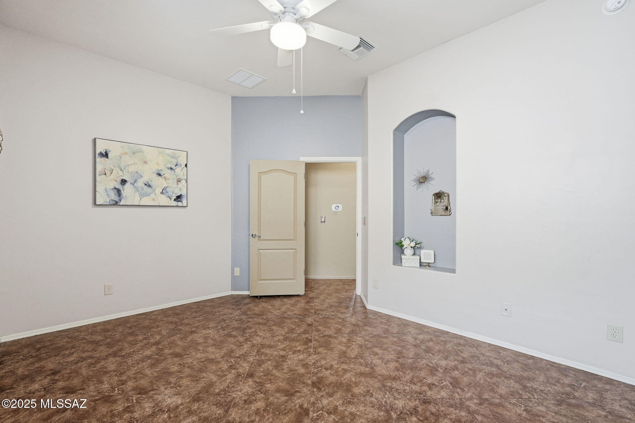 12580 N New Reflection Drive