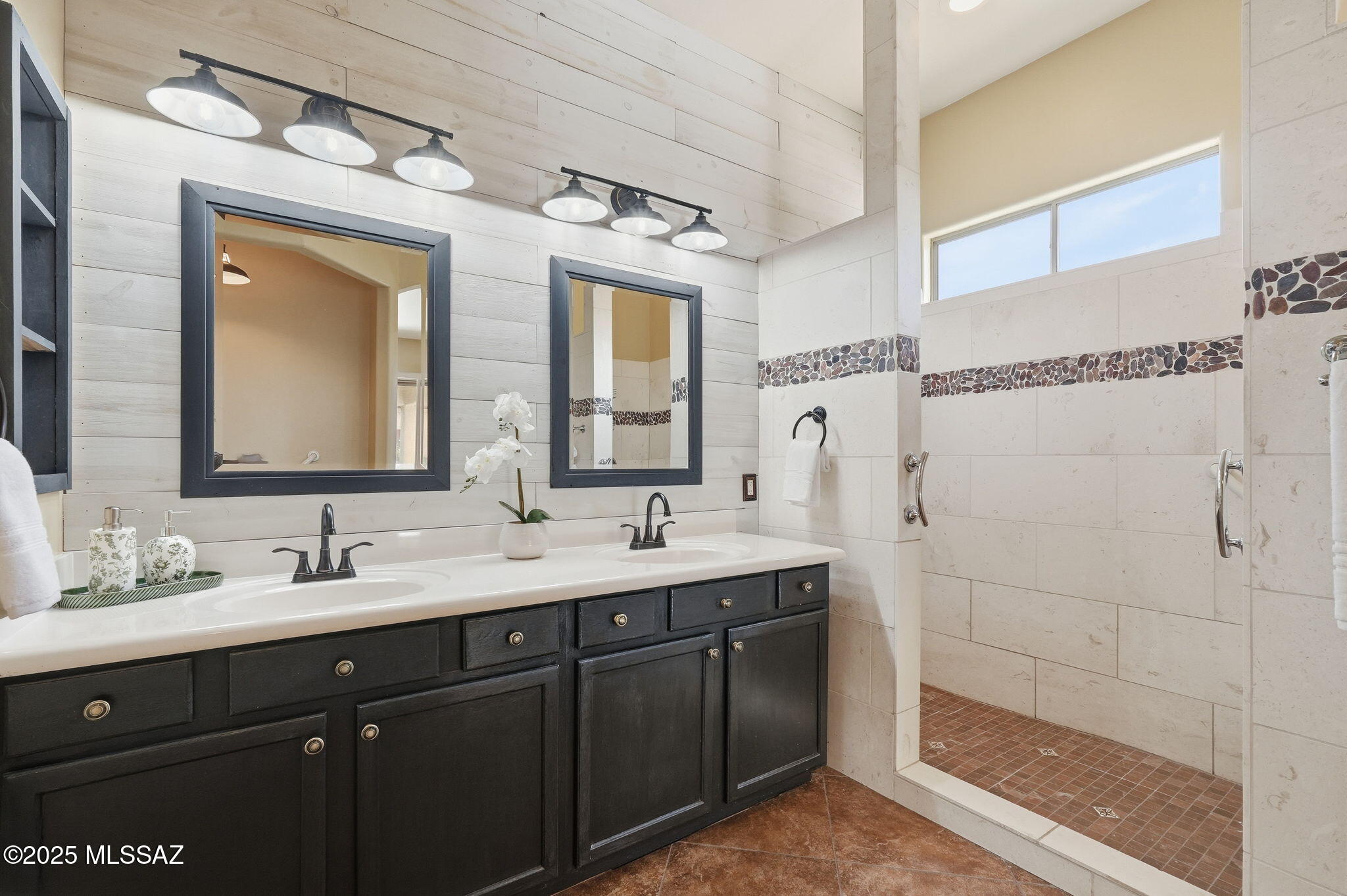 12580 N New Reflection Drive