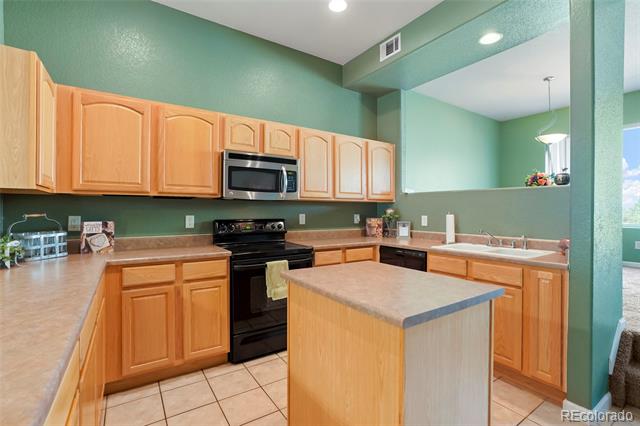 11250 FLORENCE Street Unit: 7E