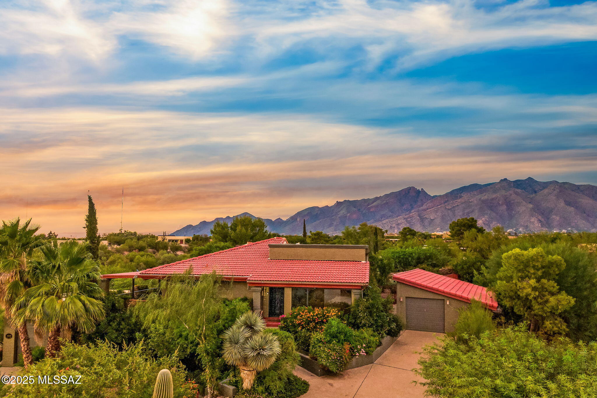 4368 N Camino Colibri