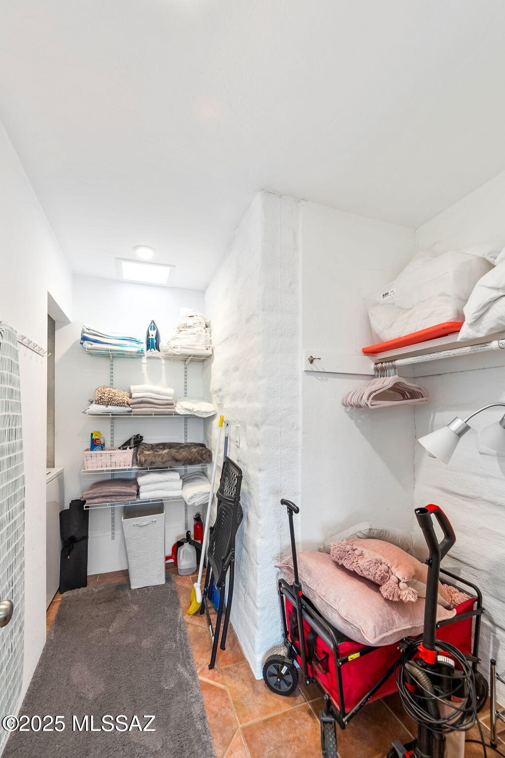 5251 E Mission Hill Drive 18 &19