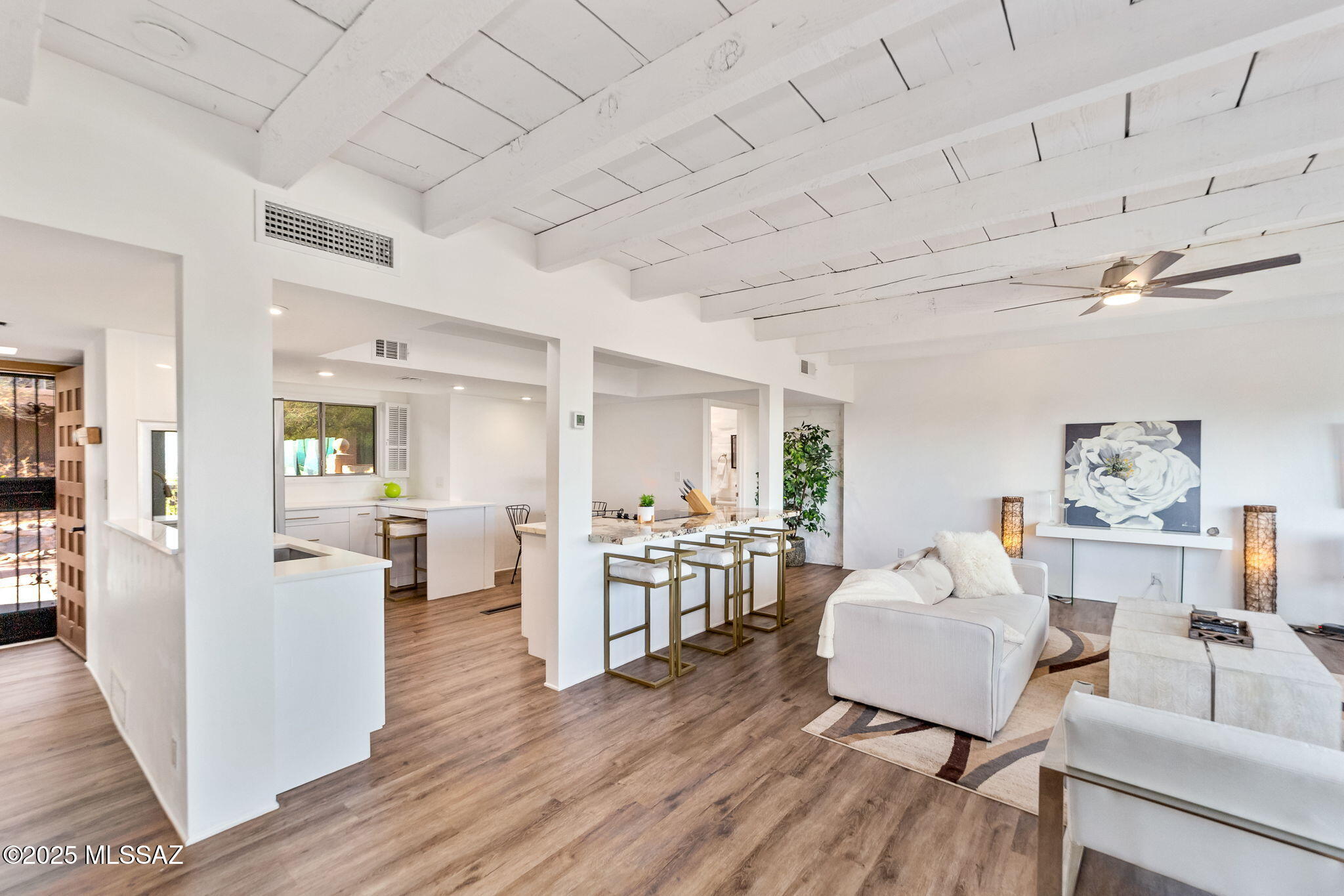 5251 E Mission Hill Drive 18 &19