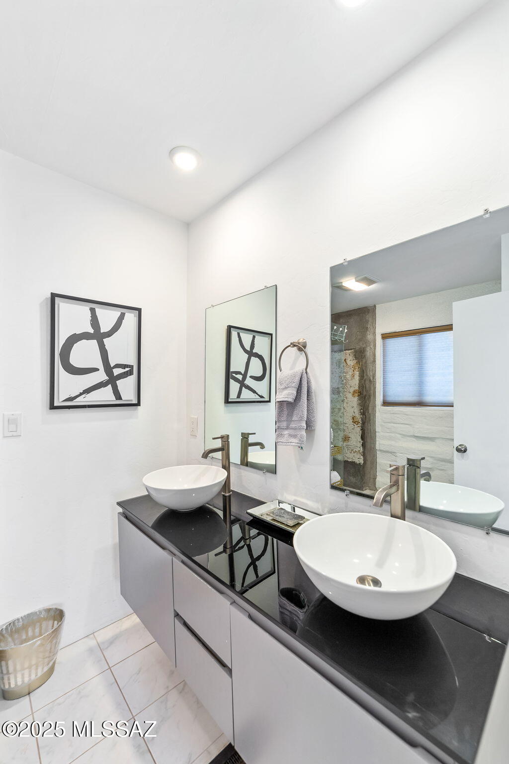5251 E Mission Hill Drive 18 &19