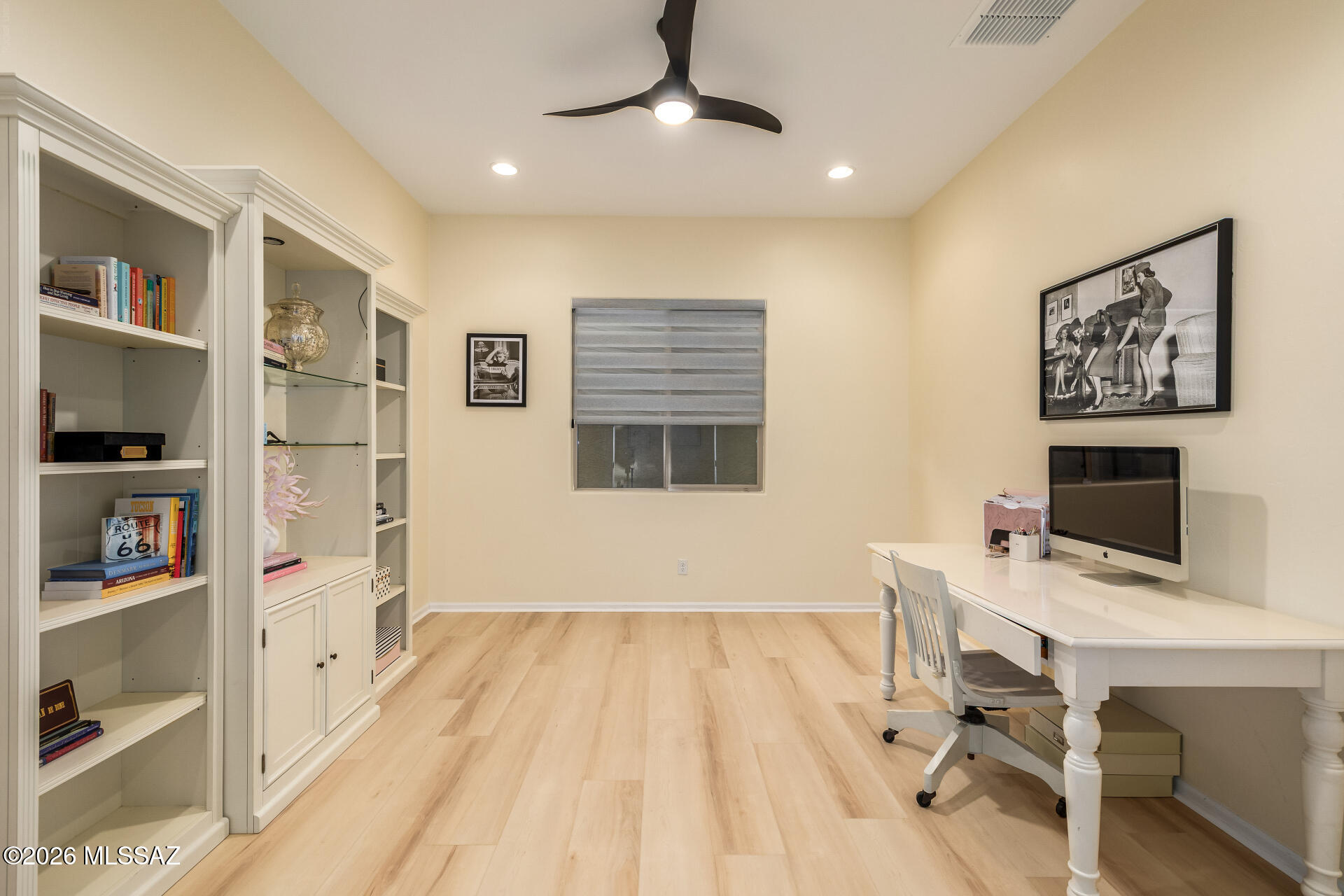 13215 N Stonecrop Lane