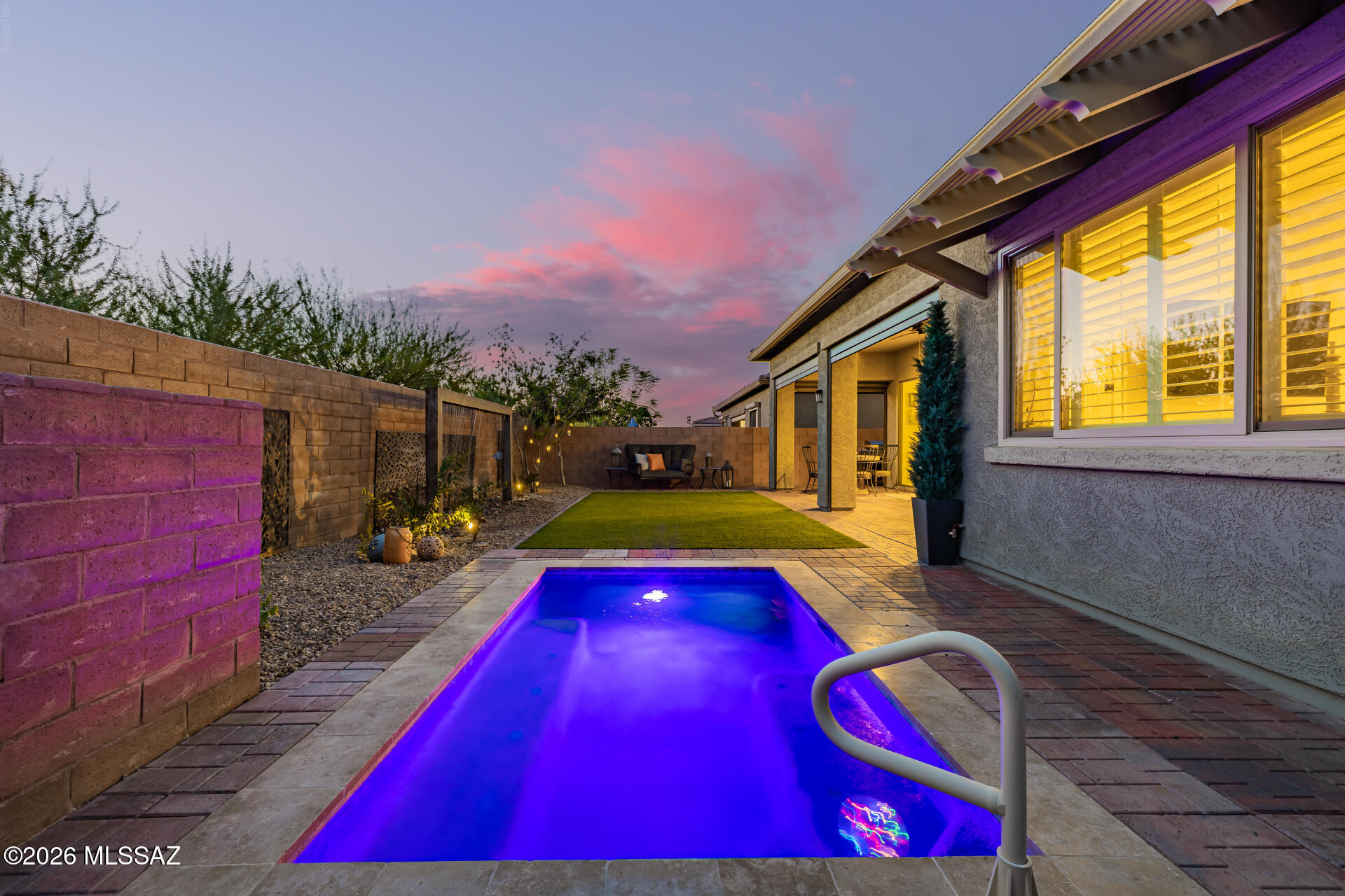 13215 N Stonecrop Lane