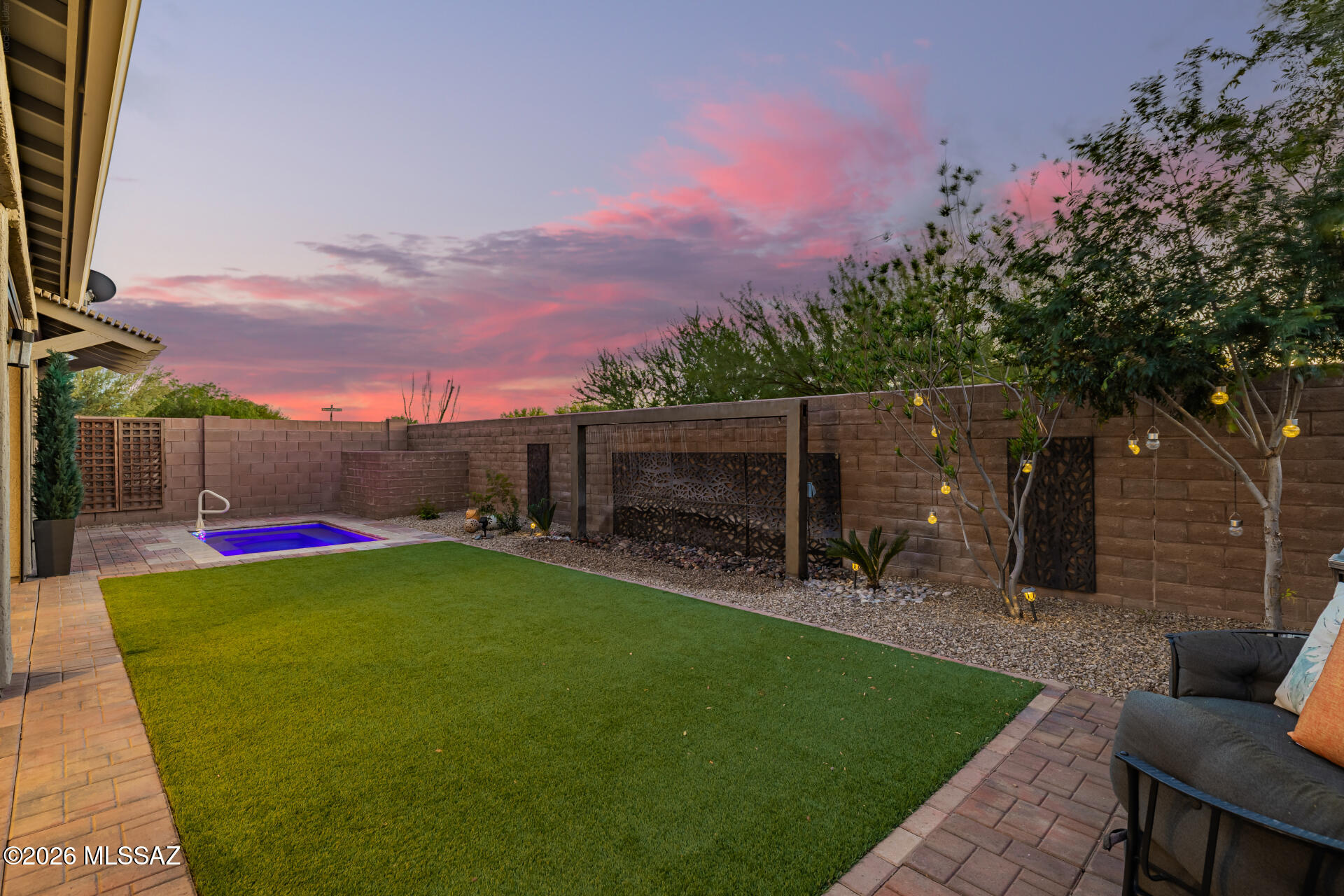 13215 N Stonecrop Lane