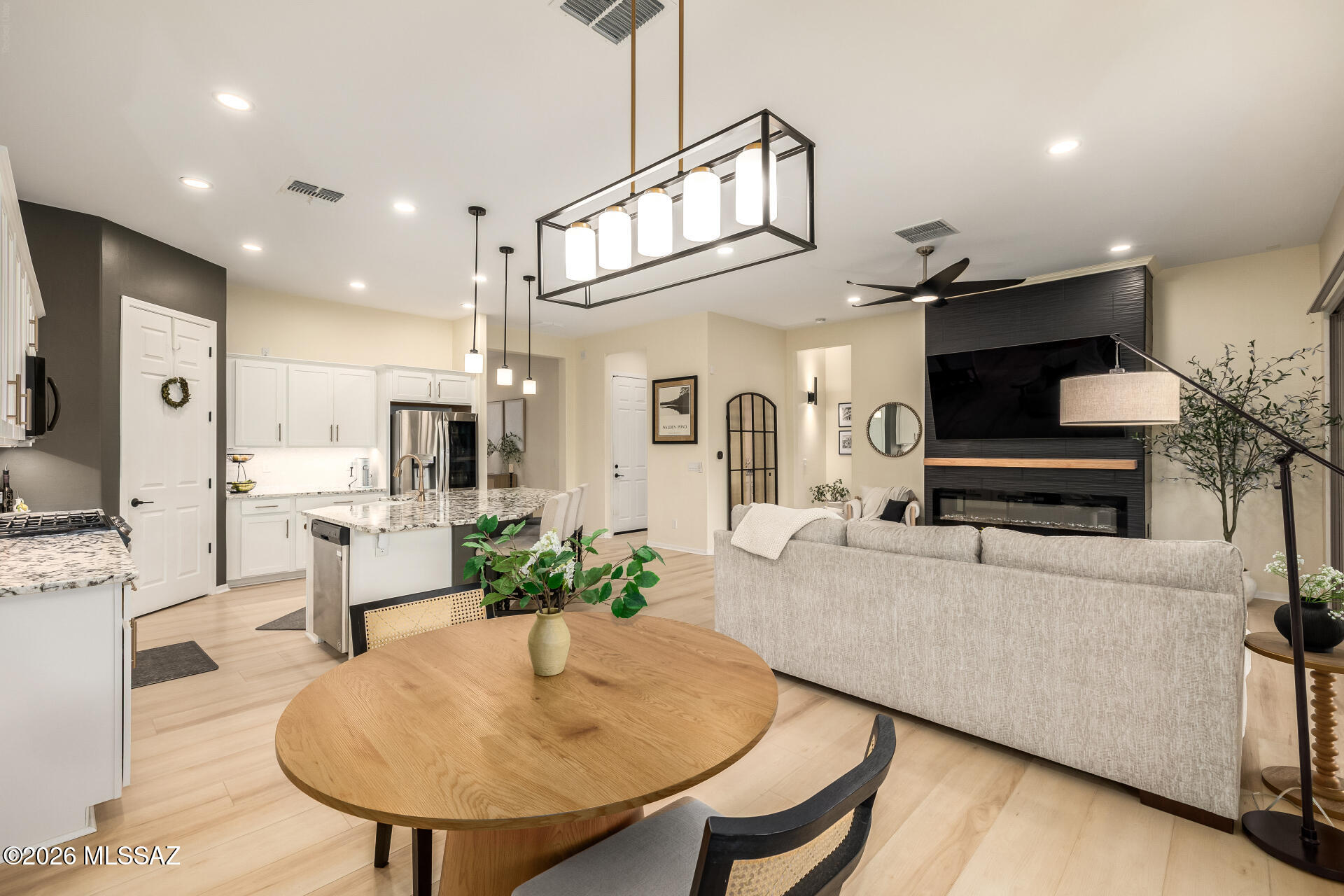 13215 N Stonecrop Lane