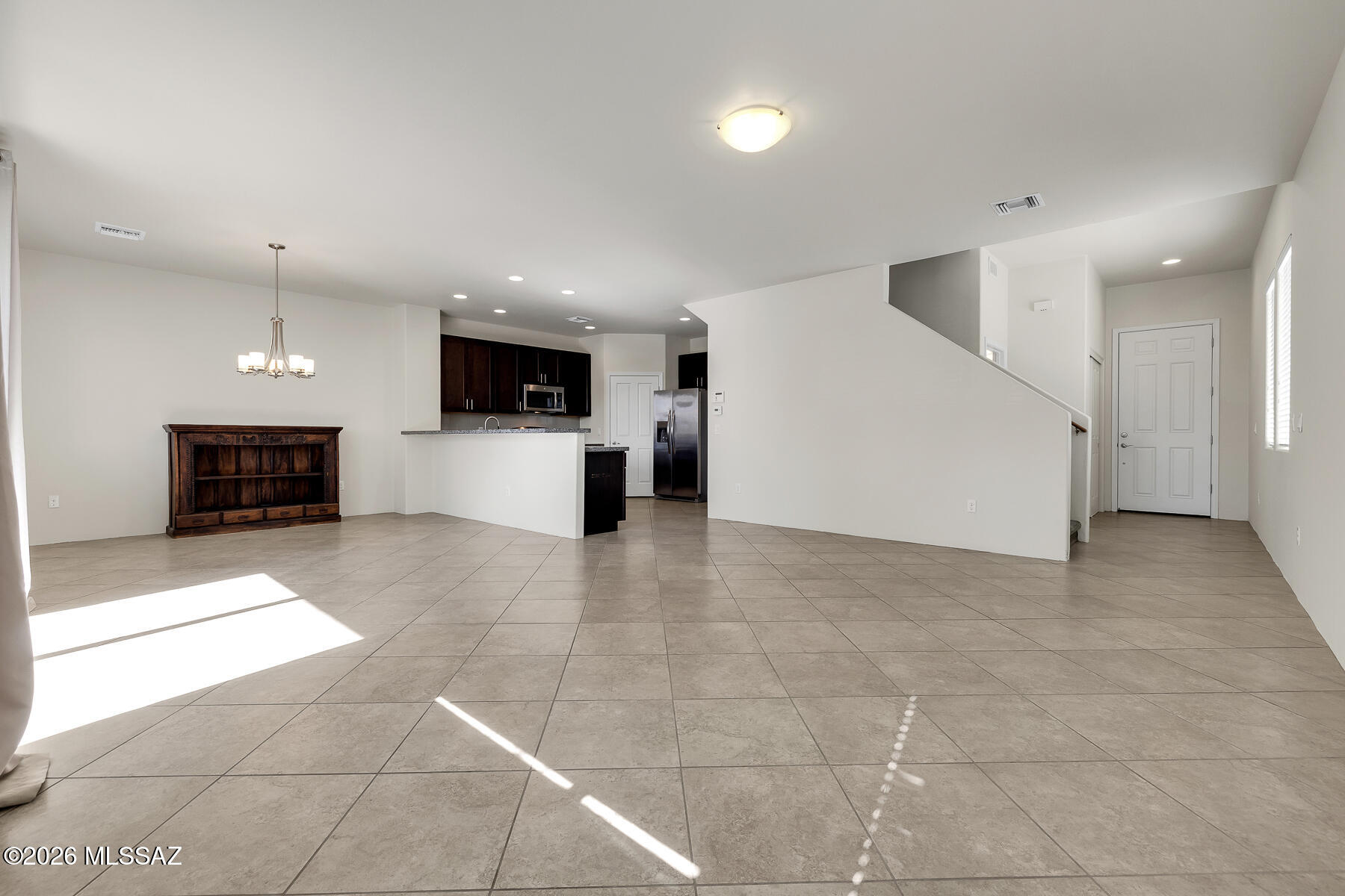 2843 N Silkie Place