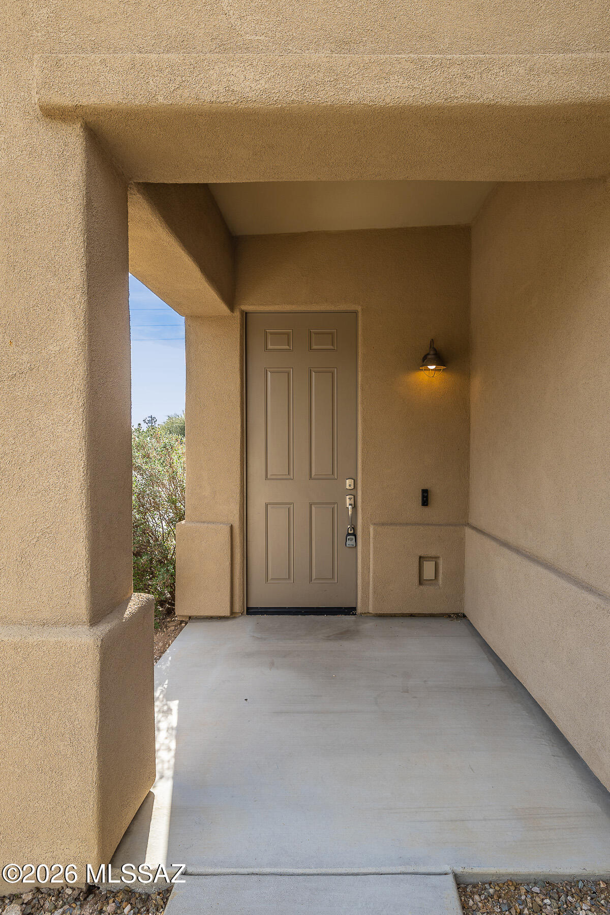 2843 N Silkie Place