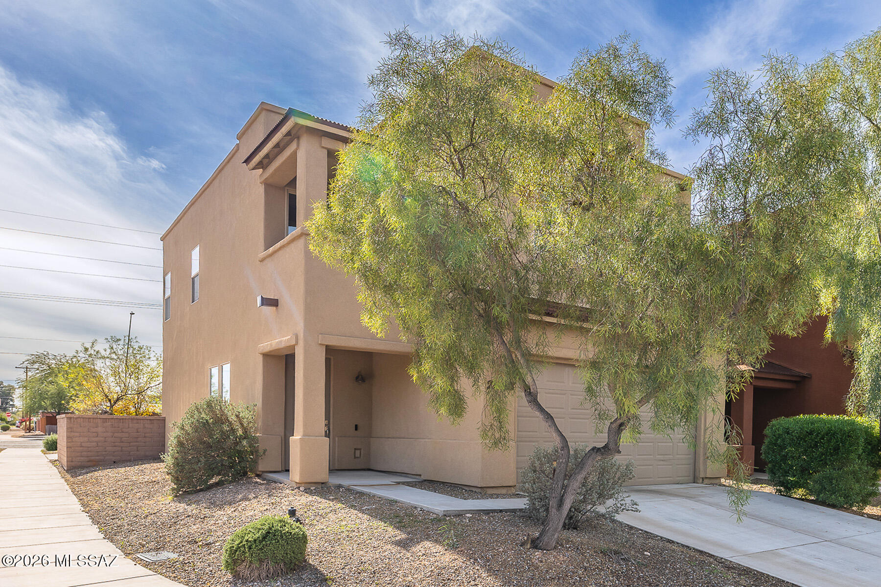 2843 N Silkie Place