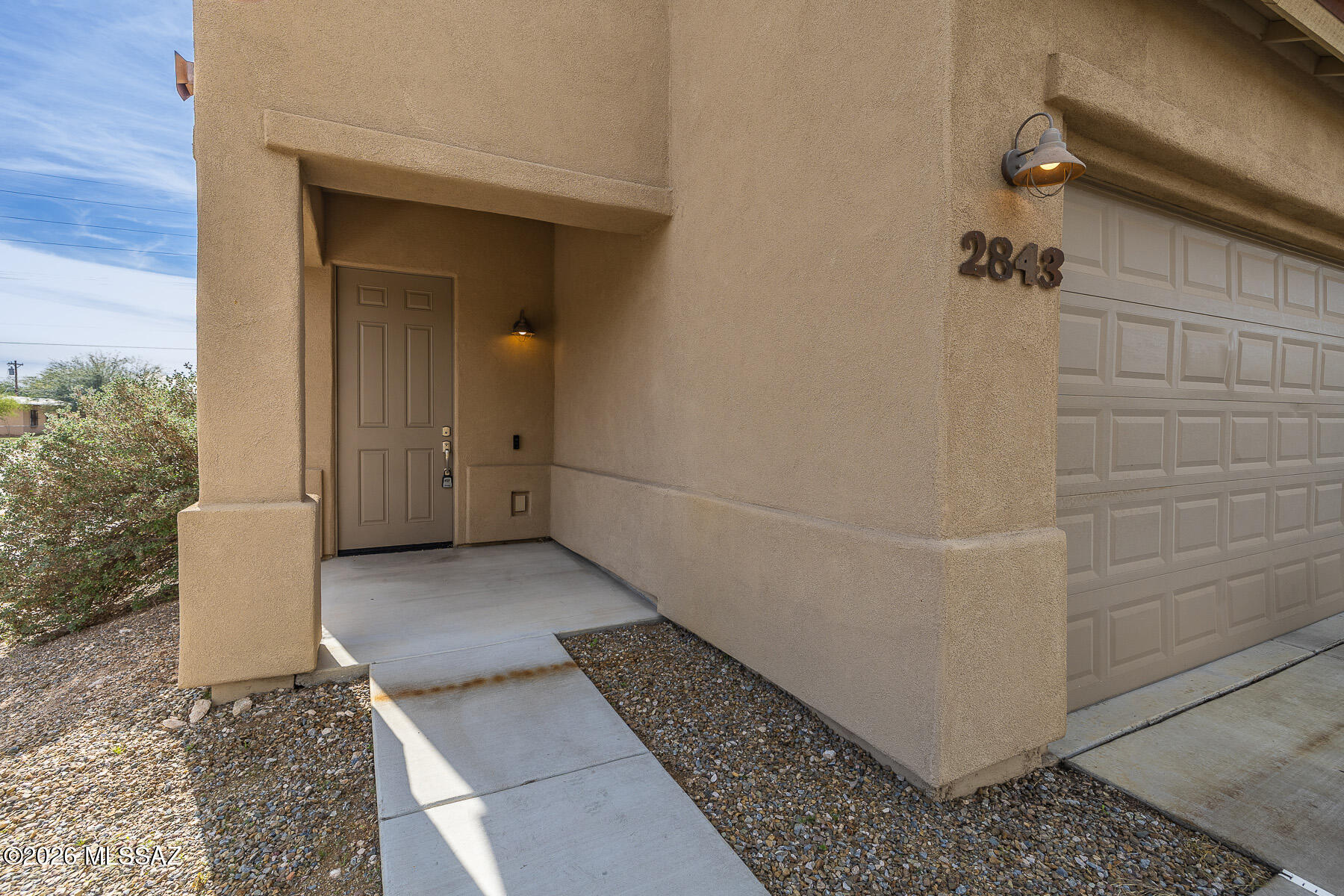 2843 N Silkie Place