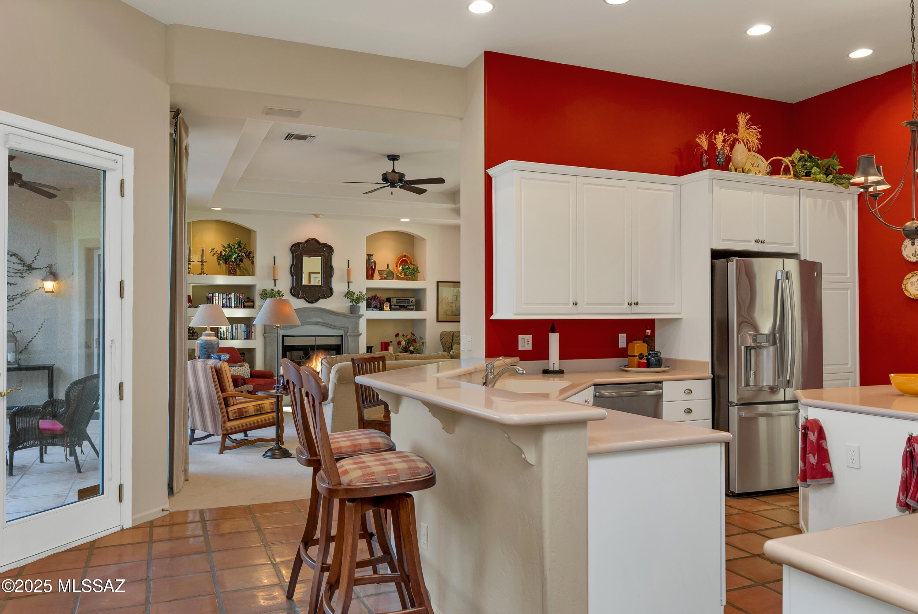 5811 E Placita Rocosa