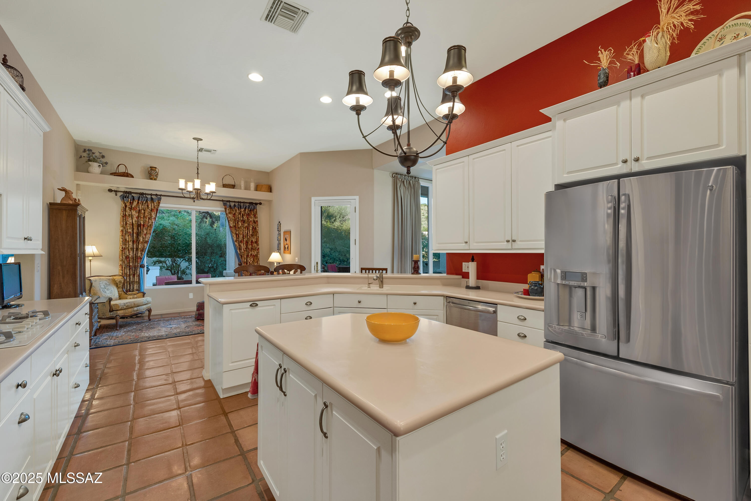 5811 E Placita Rocosa