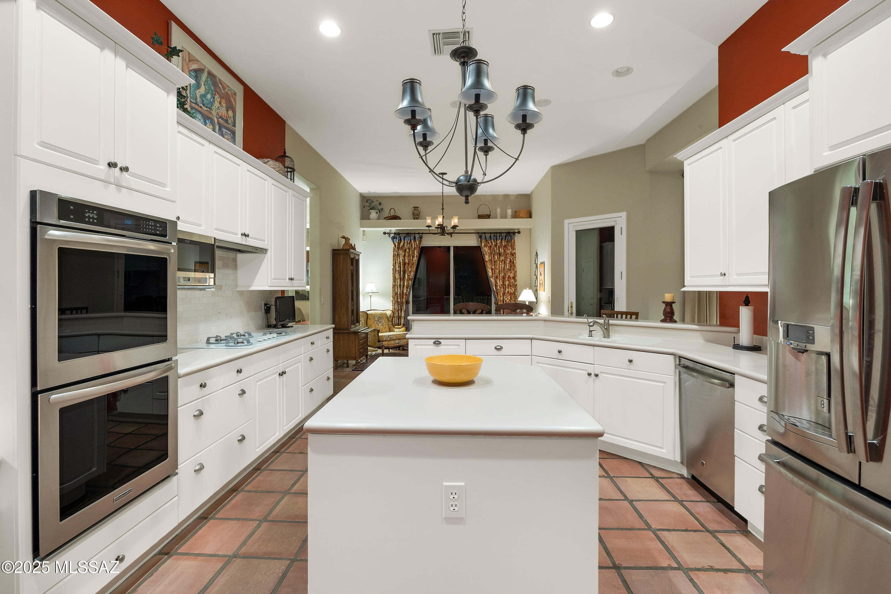 5811 E Placita Rocosa