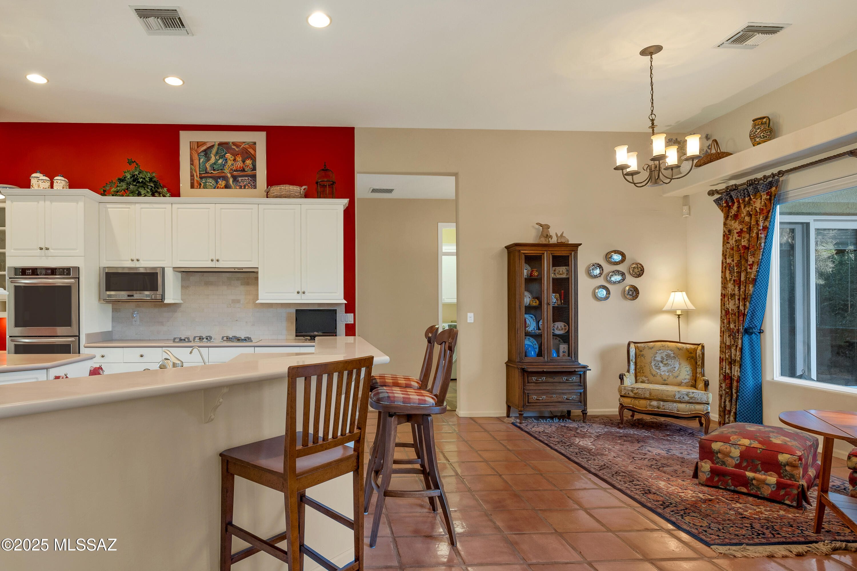 5811 E Placita Rocosa