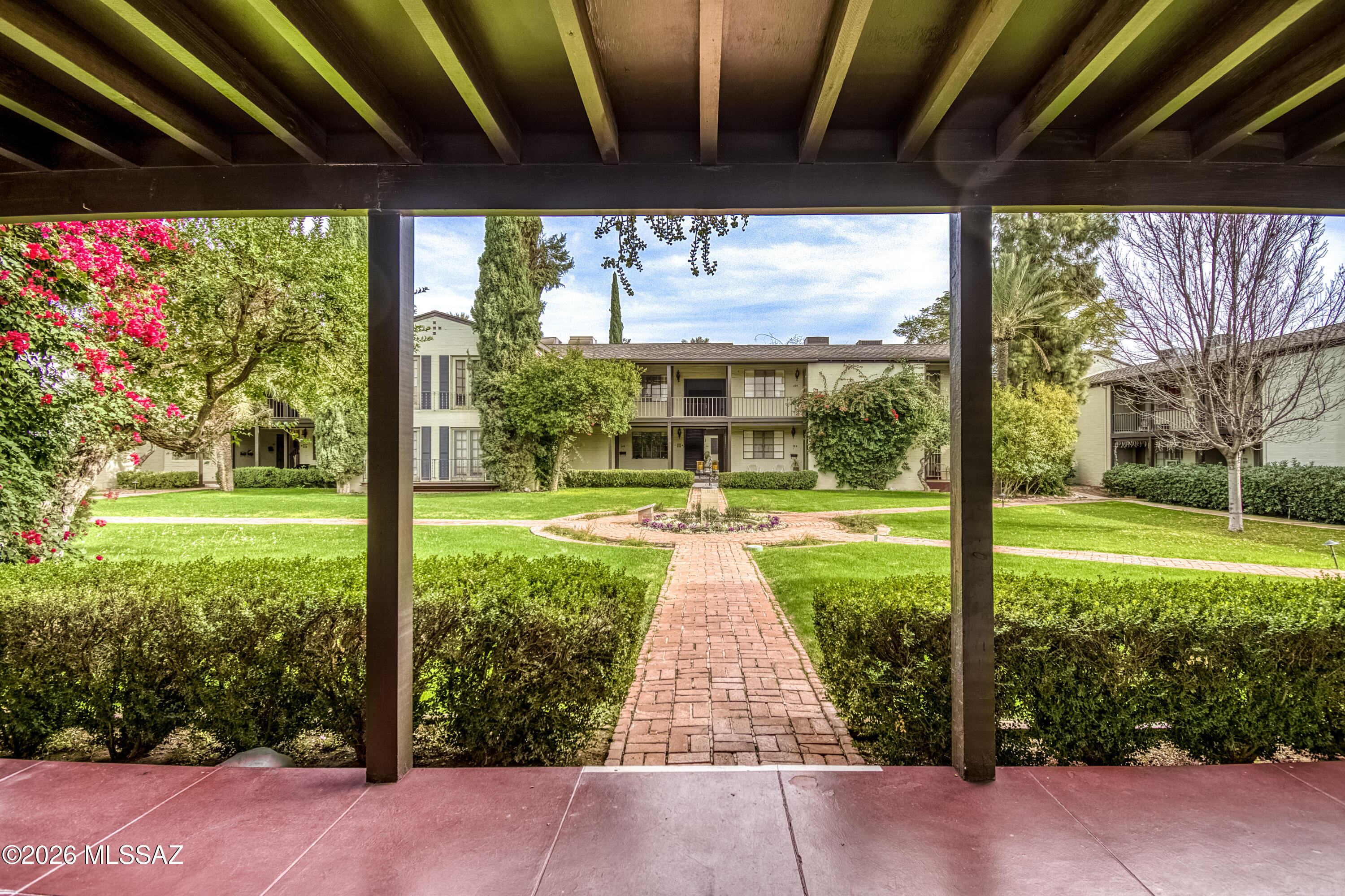 2820 E 6th Street 112