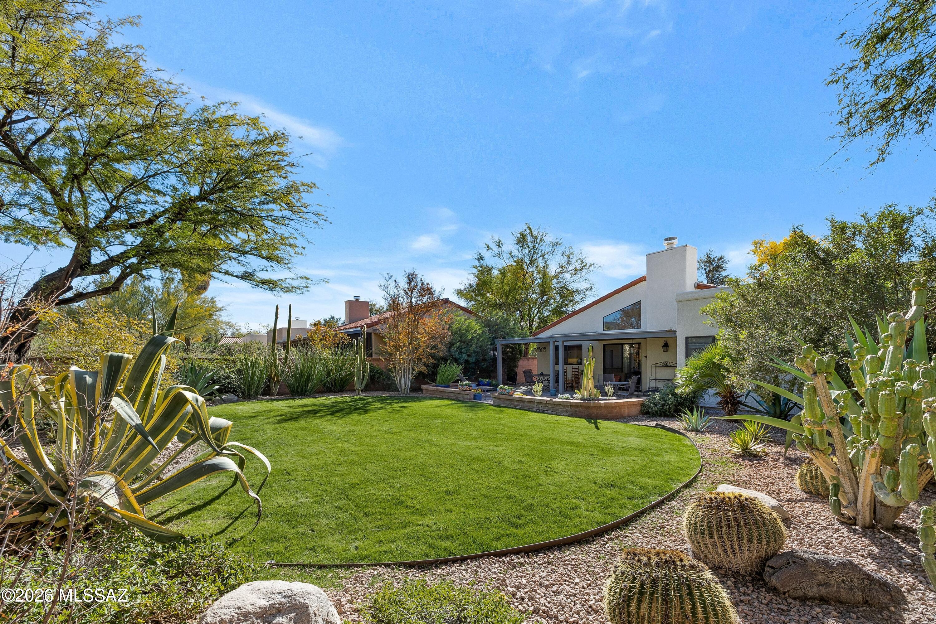 3132 N Willow Creek Drive