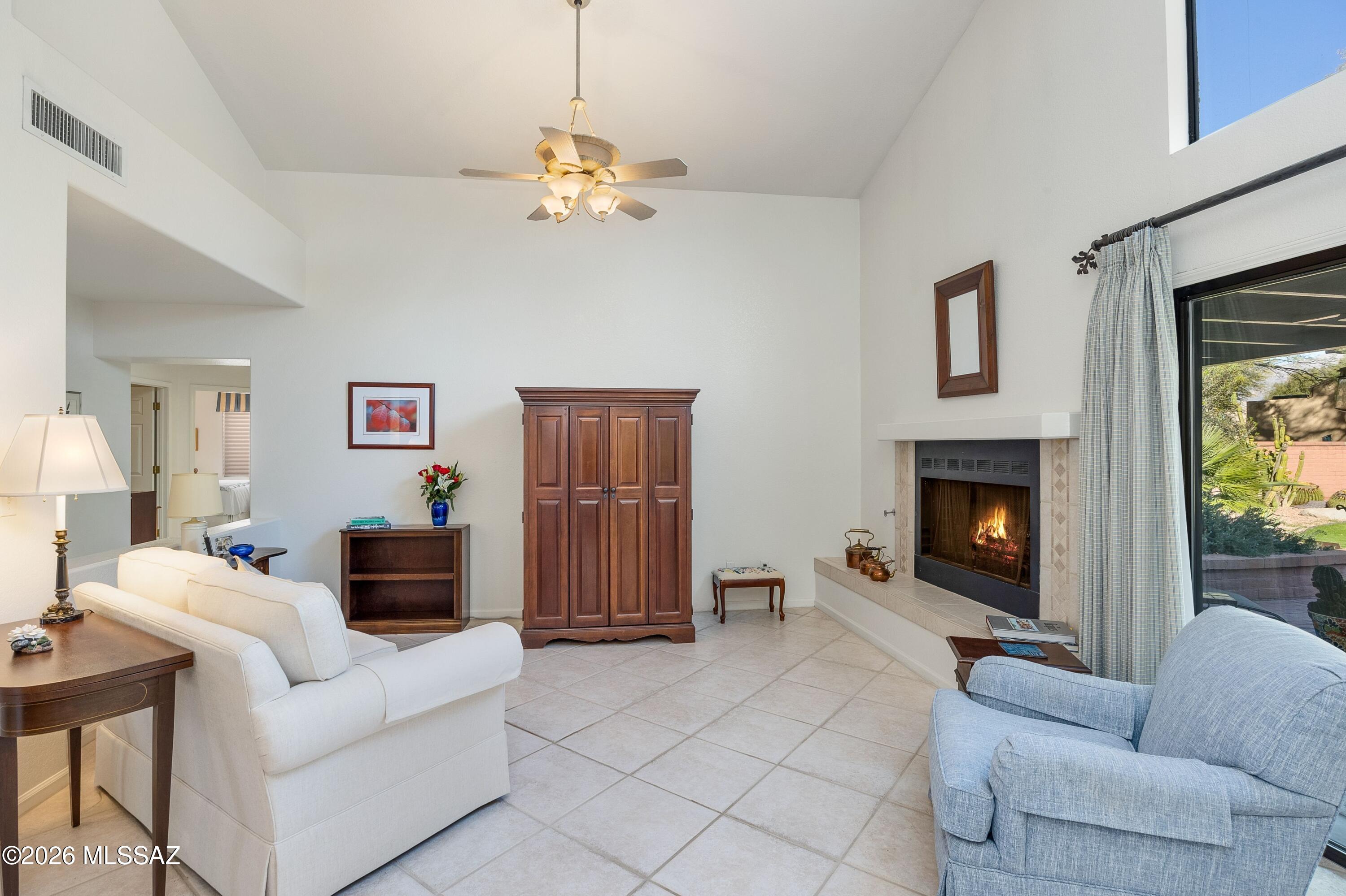 3132 N Willow Creek Drive