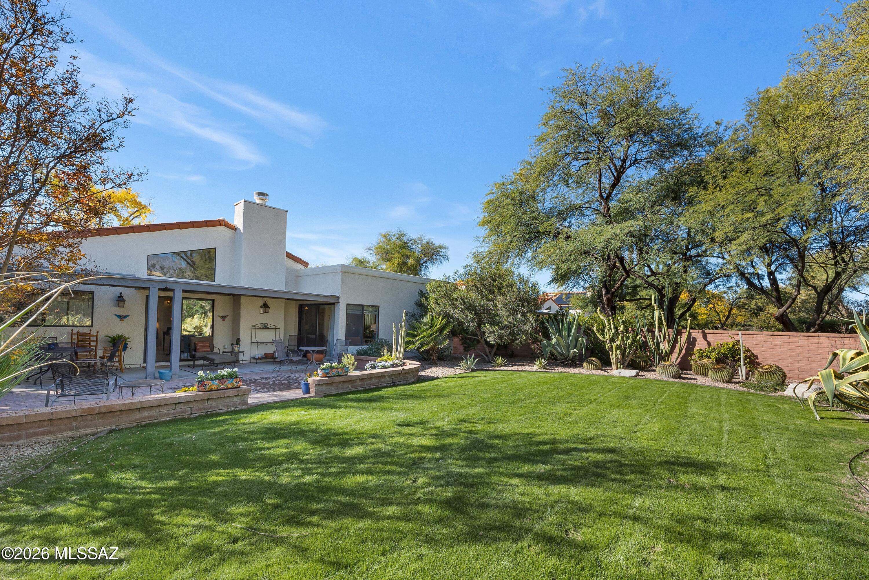 3132 N Willow Creek Drive