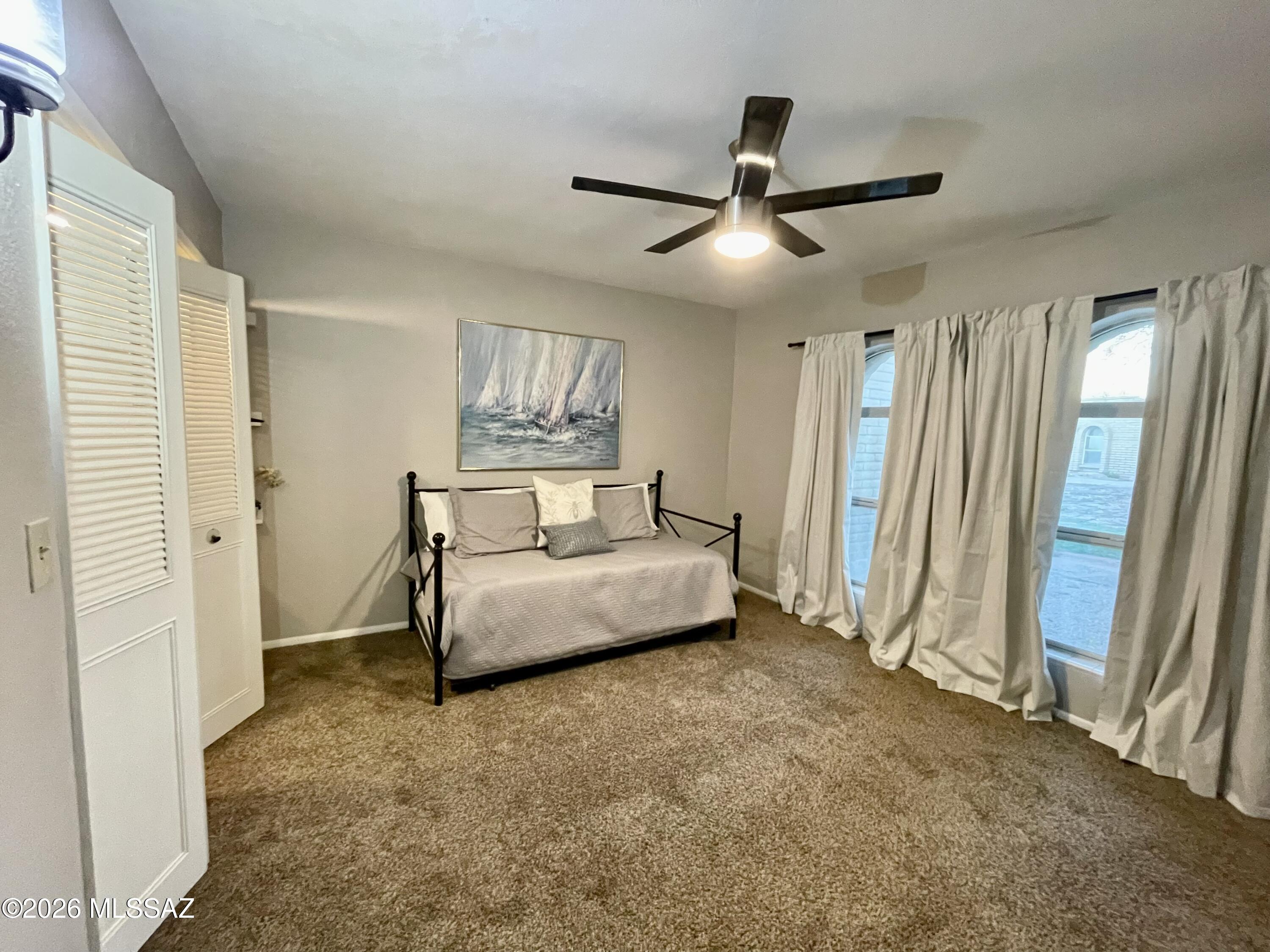 2434 N Shade Tree Circle