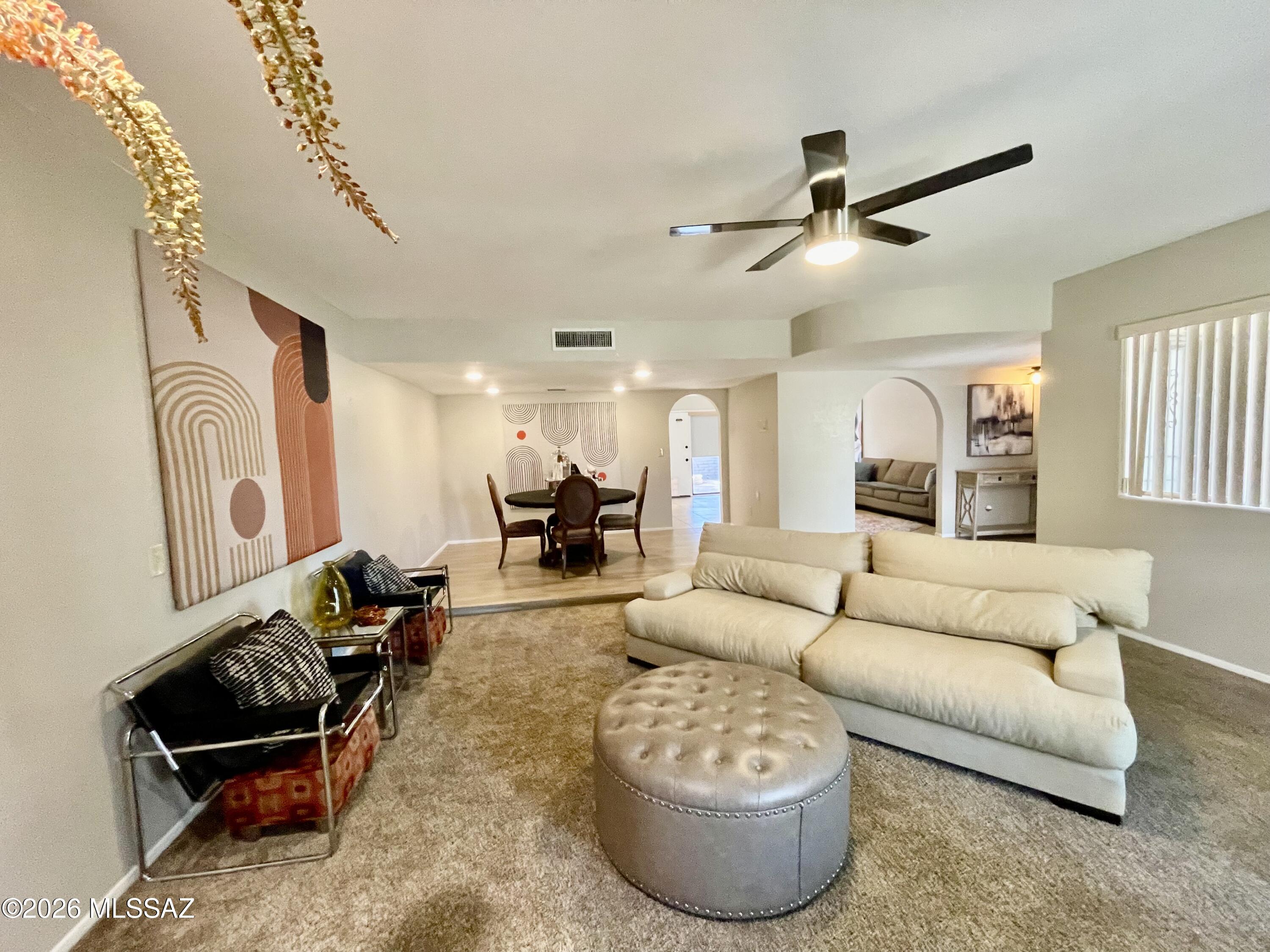 2434 N Shade Tree Circle