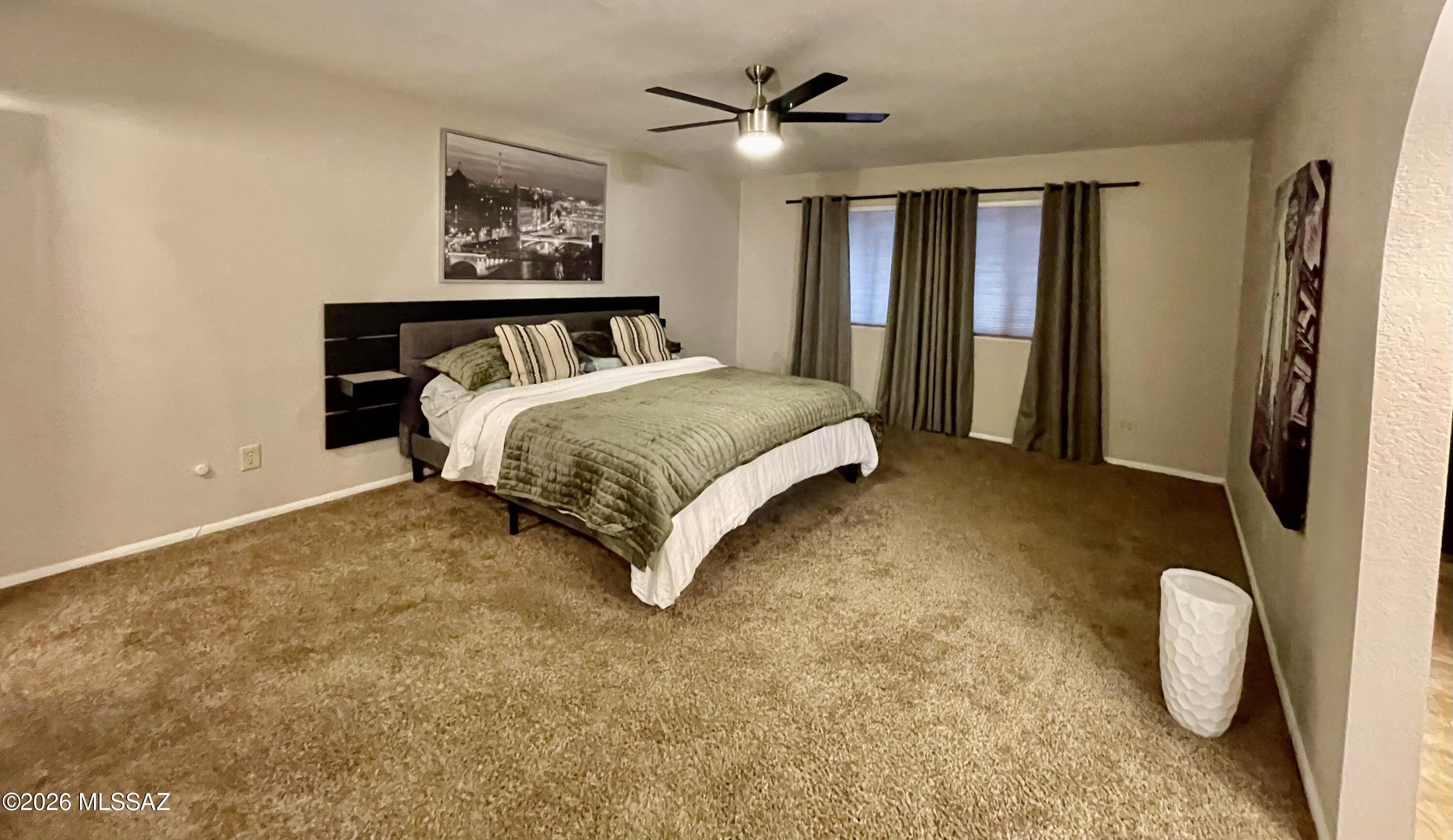2434 N Shade Tree Circle