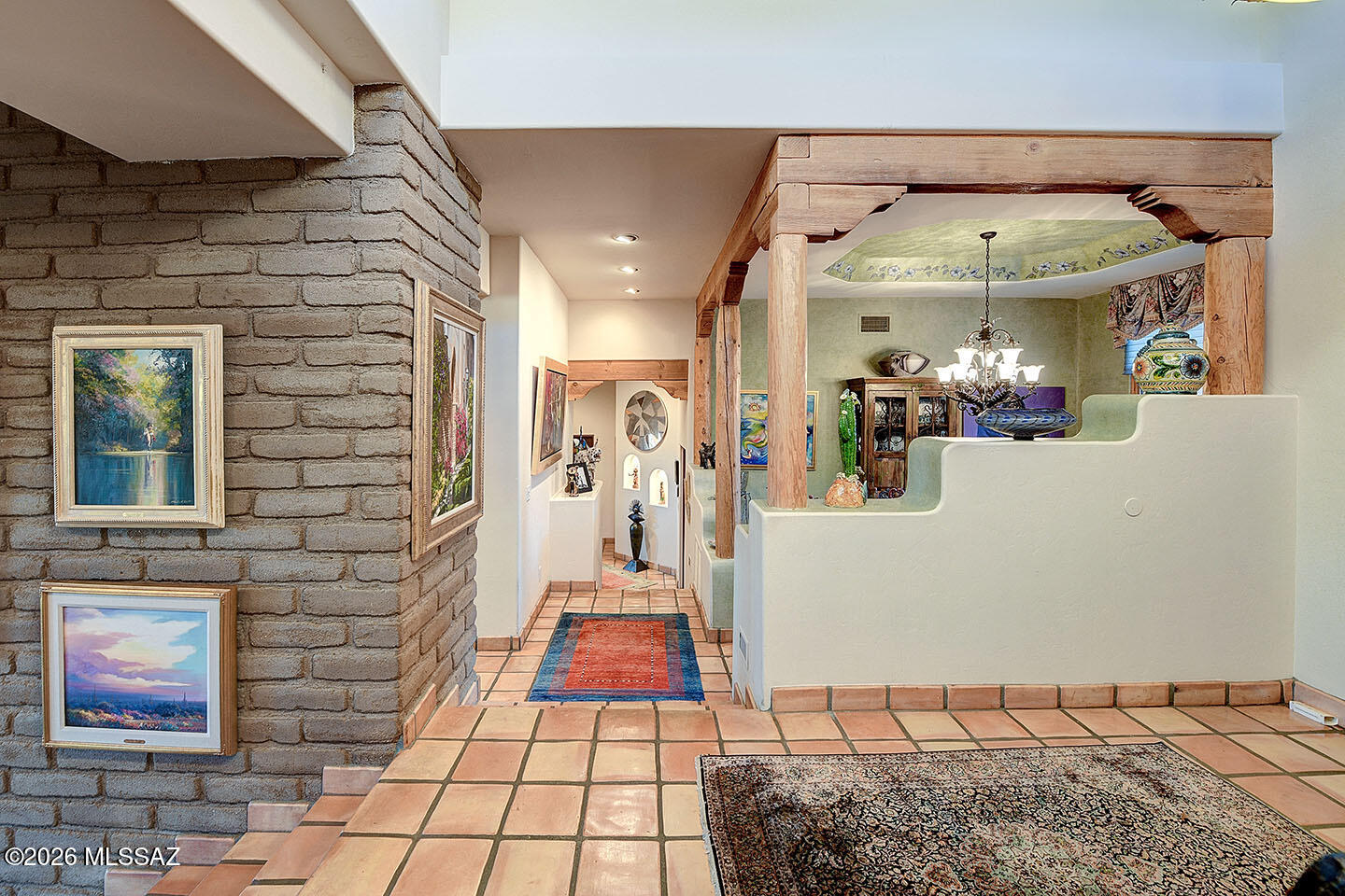 6080 N Paseo Valdear