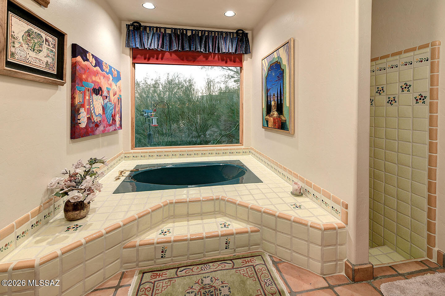 6080 N Paseo Valdear