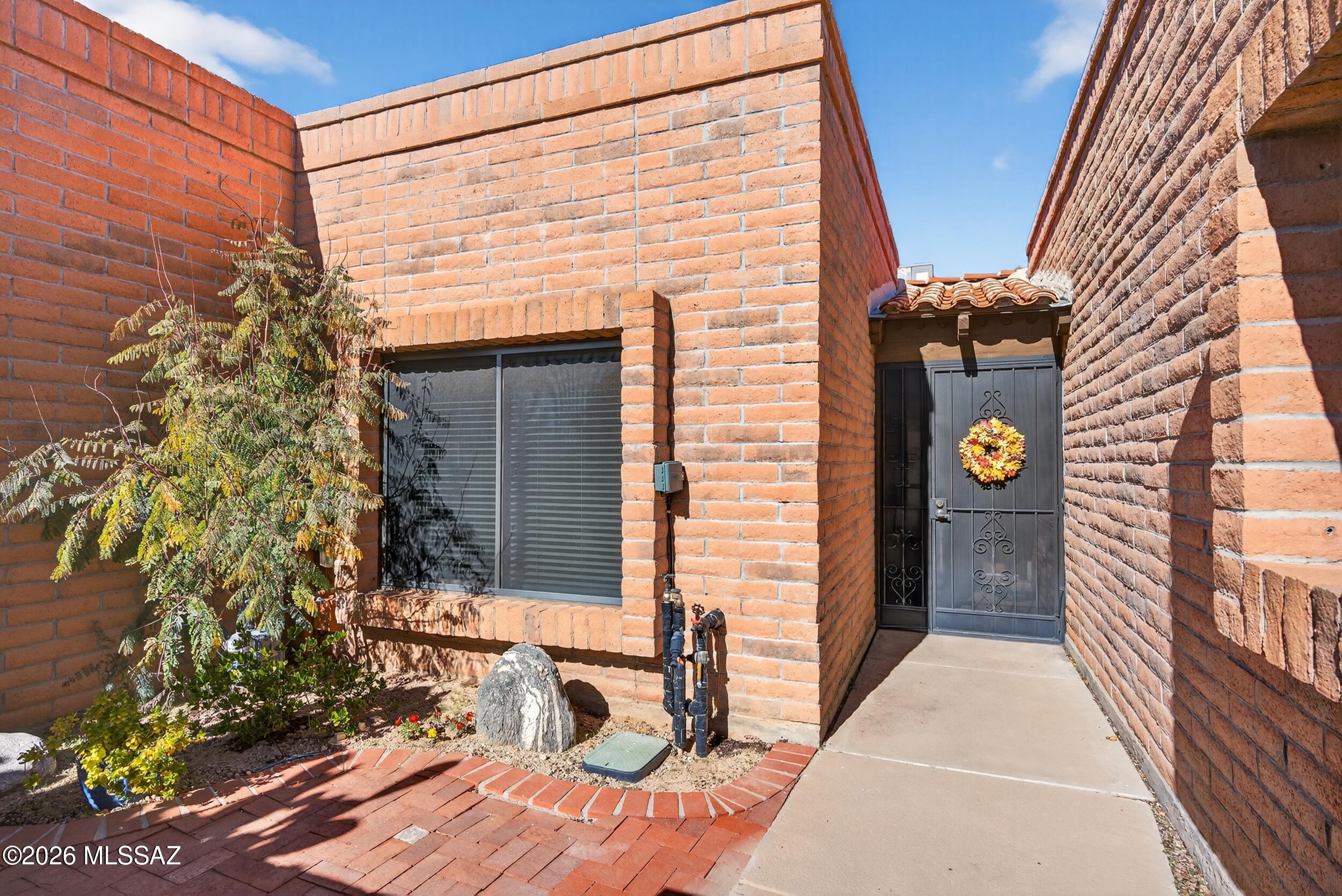 8641 N Candlewood Loop