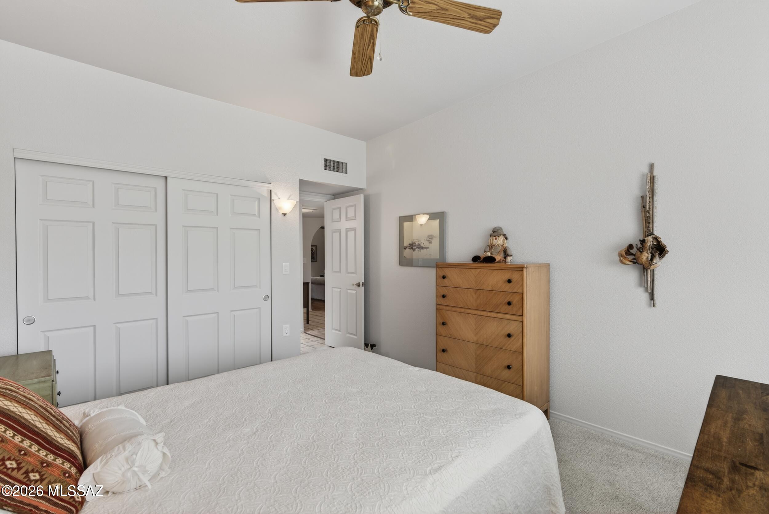 8641 N Candlewood Loop